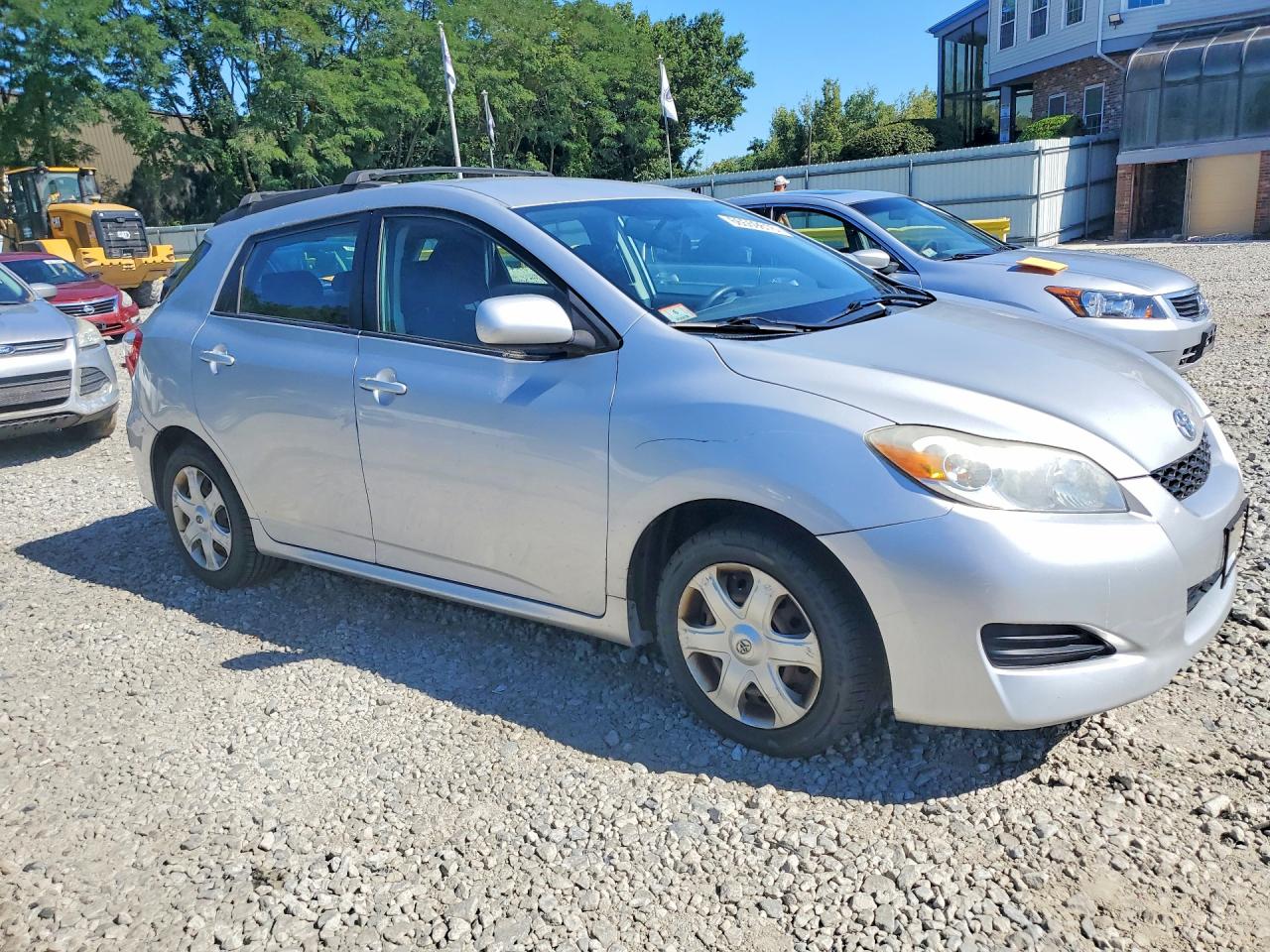 2009 Toyota Matrix Base Silver vin: 2T1KU40E99C015969