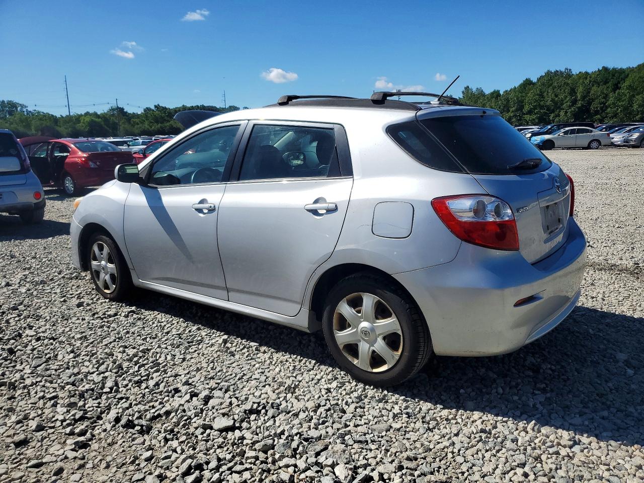 2009 Toyota Matrix Base Silver vin: 2T1KU40E99C015969