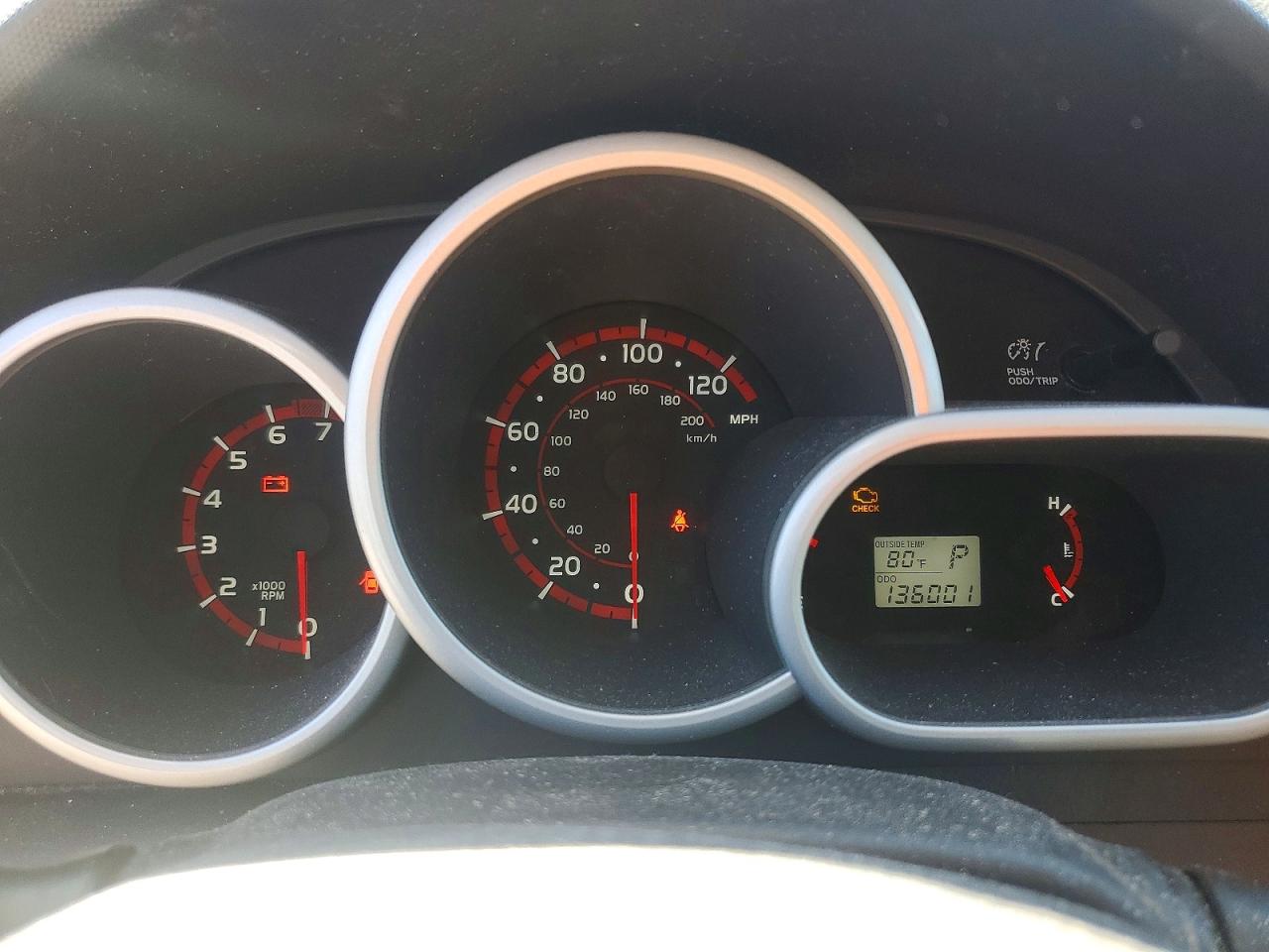 2009 Toyota Matrix Base Silver vin: 2T1KU40E99C015969