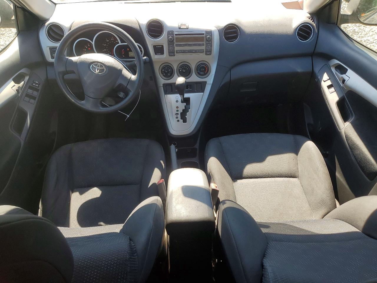 2009 Toyota Matrix Base Silver vin: 2T1KU40E99C015969