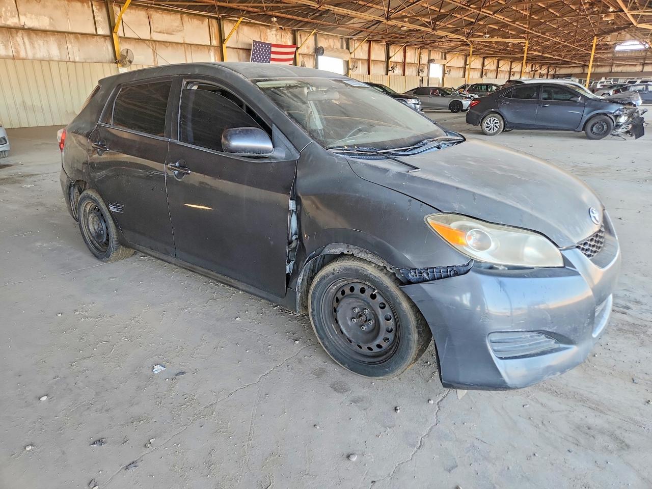 2009 Toyota Matrix Base Угольный vin: 2T1KU40E99C016801