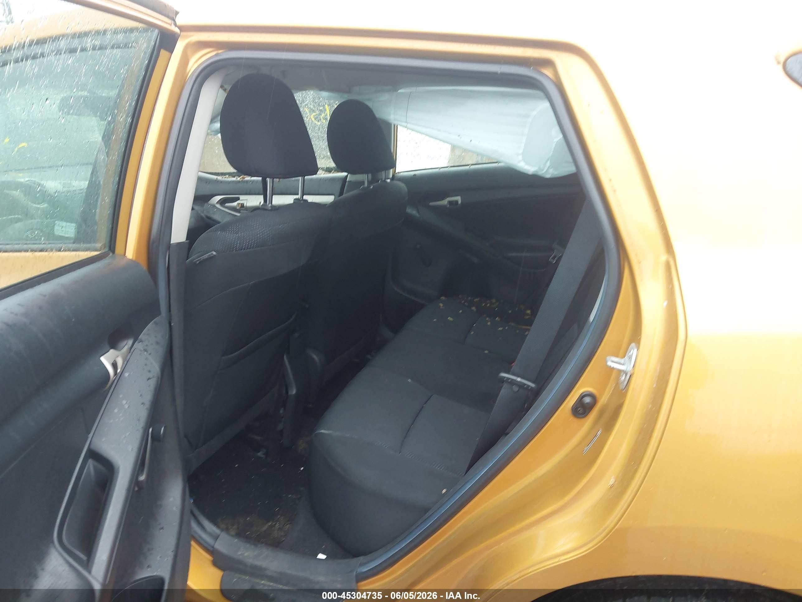 2009 Toyota Matrix   Gold vin: 2T1KU40E99C065948