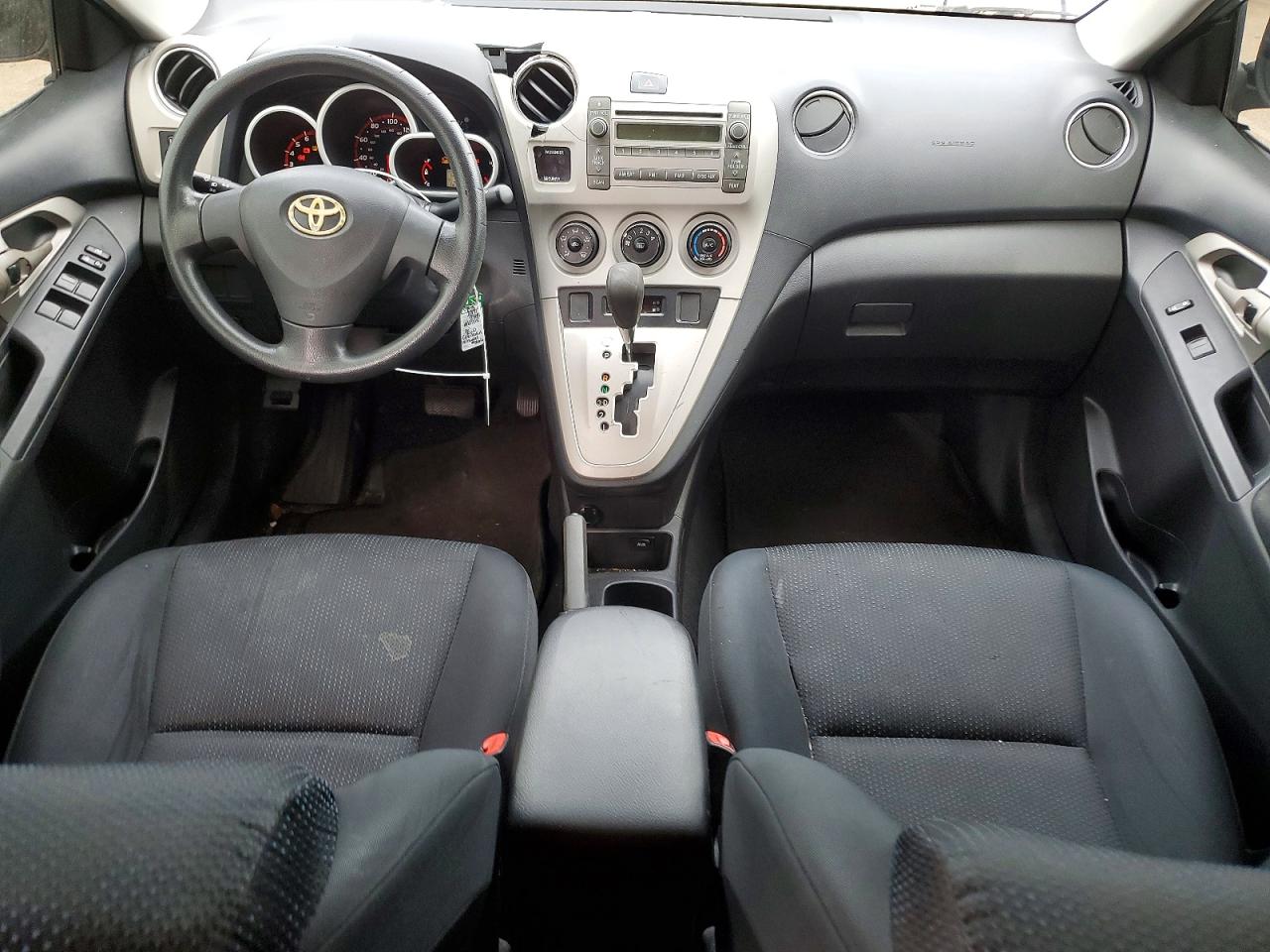 2009 Toyota Matrix Base Silver vin: 2T1KU40E99C074522