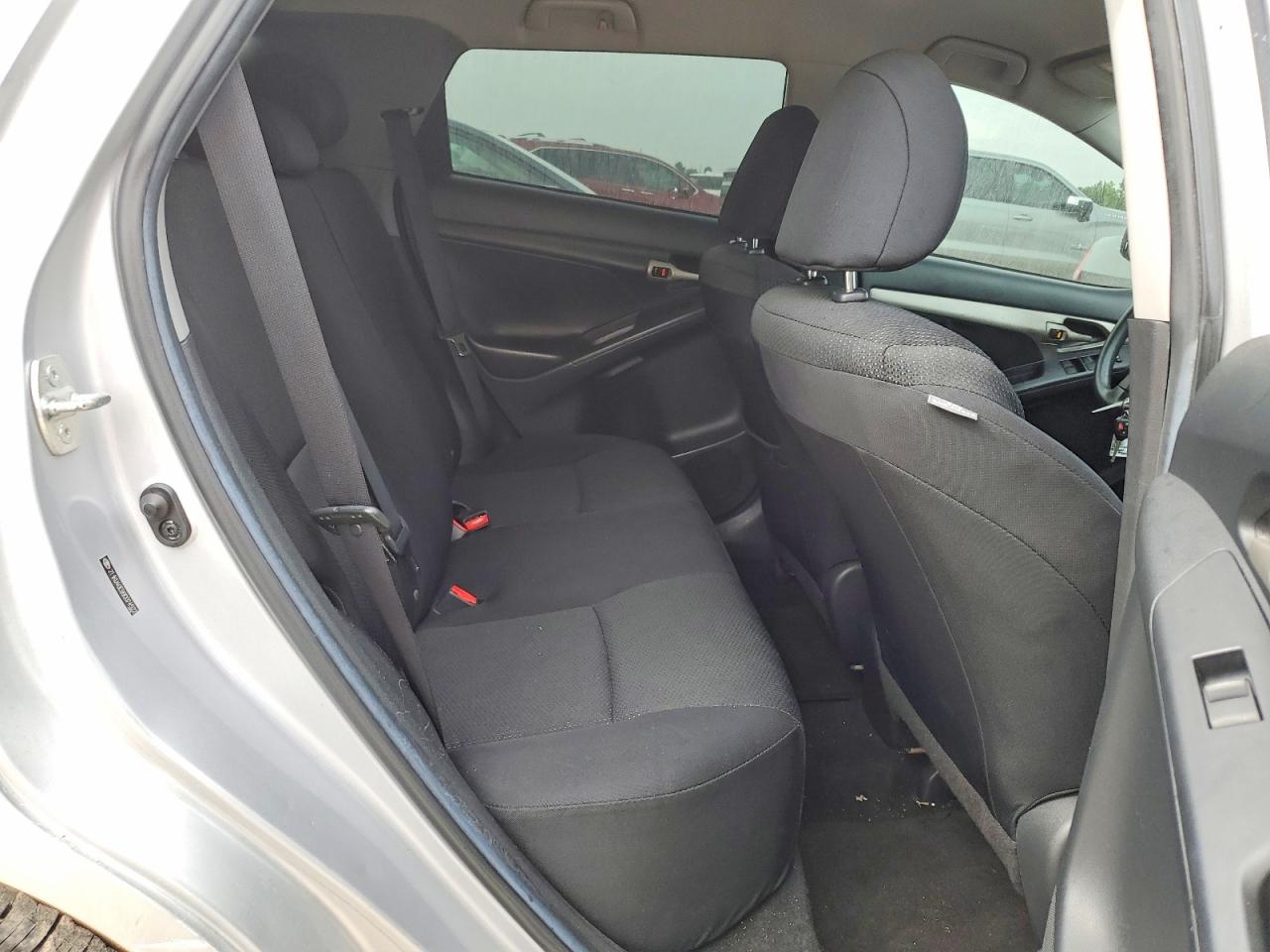 2009 Toyota Matrix Base Silver vin: 2T1KU40E99C074522