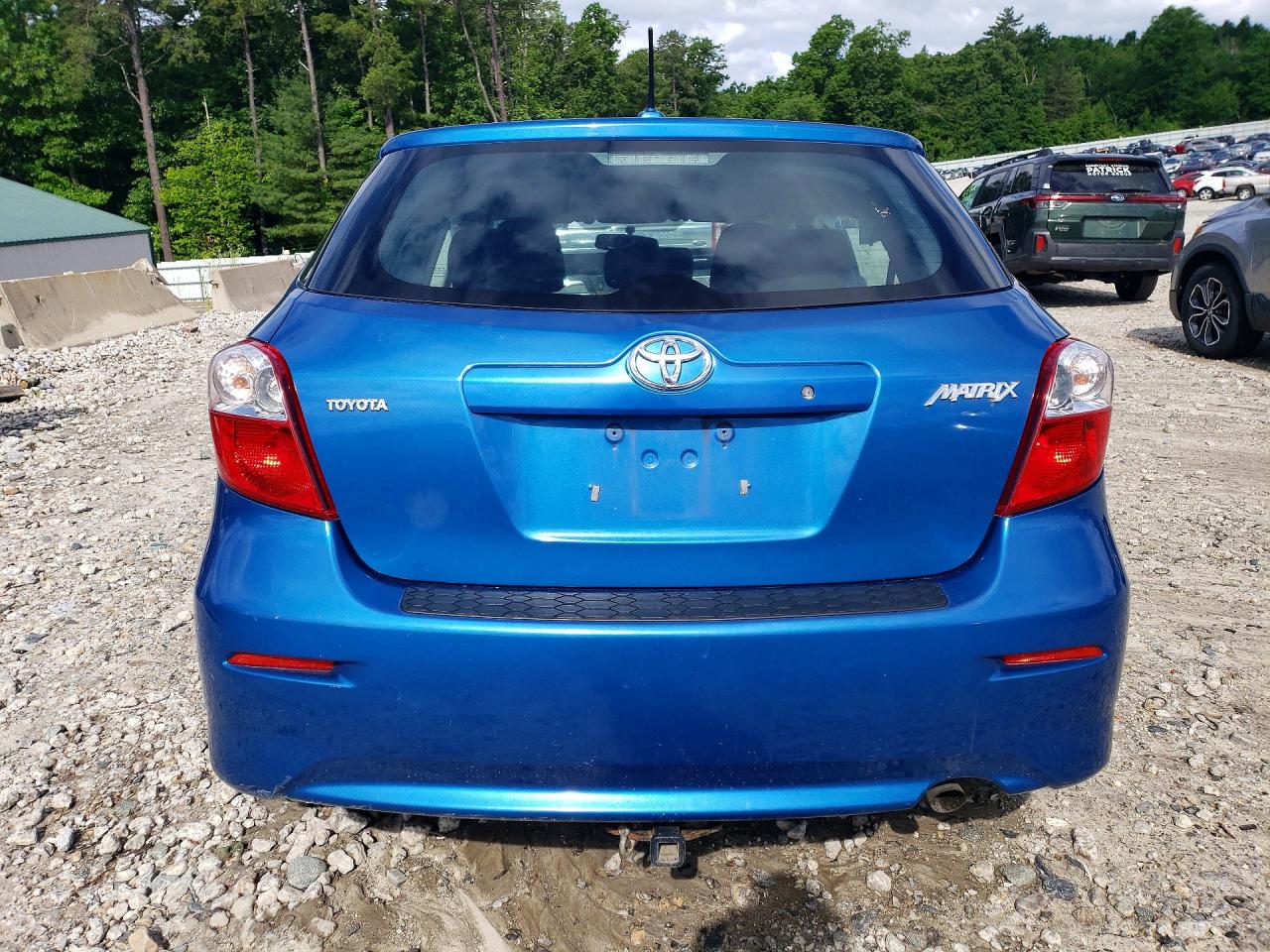 2009 Toyota Matrix Base Синий vin: 2T1KU40E99C097248