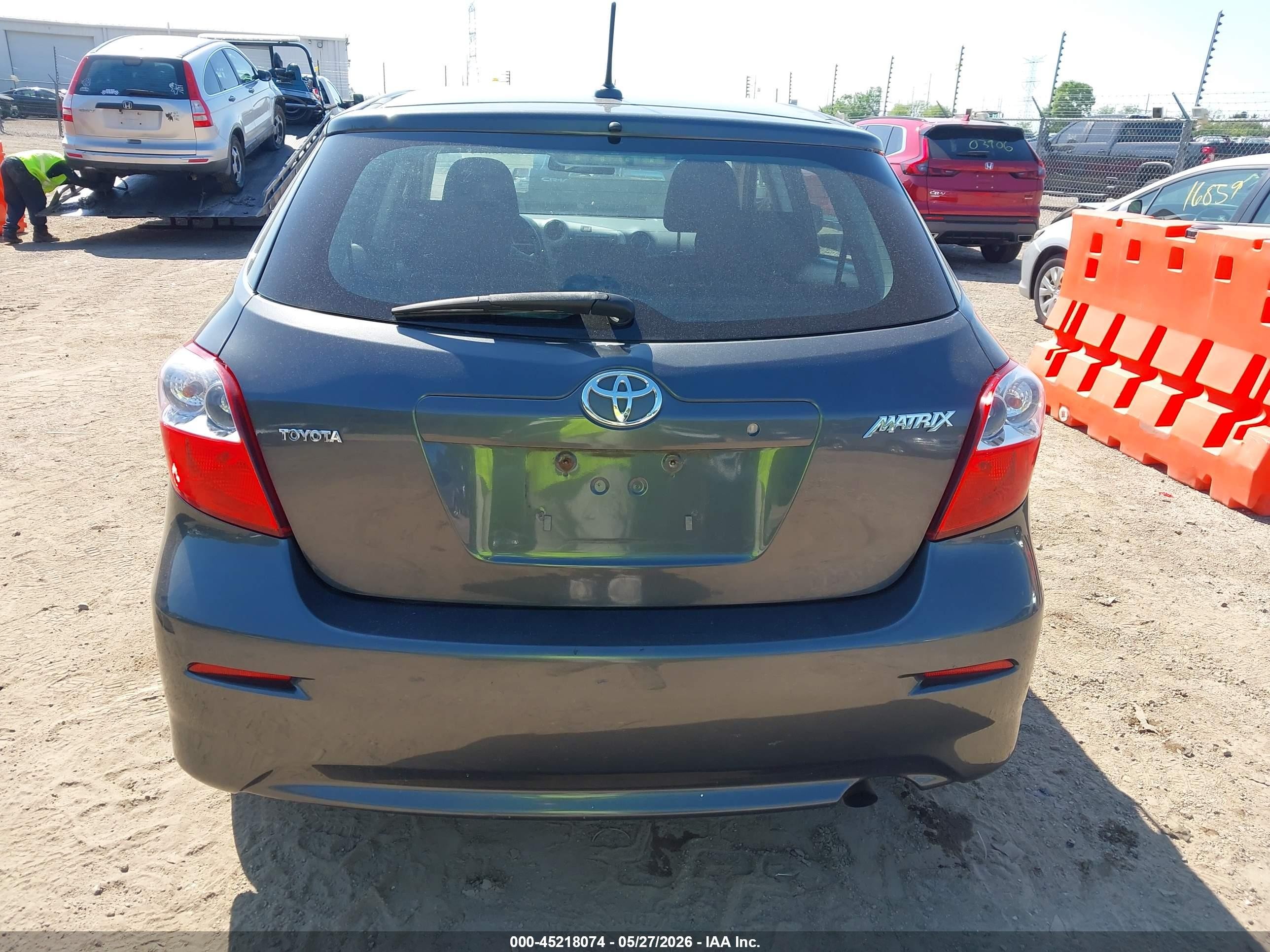 2009 Toyota Matrix Gray vin: 2T1KU40E99C130636