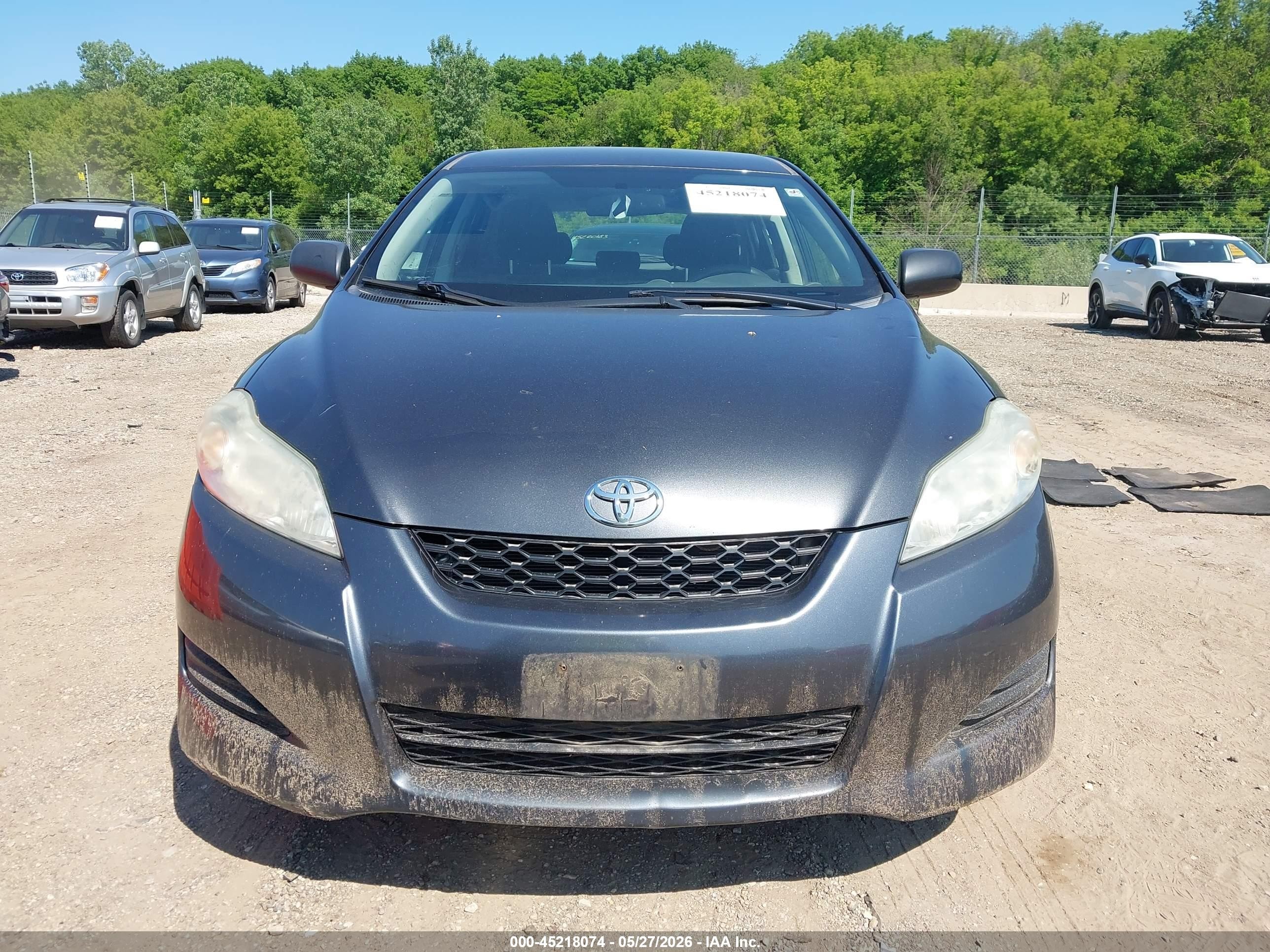 2009 Toyota Matrix Gray vin: 2T1KU40E99C130636