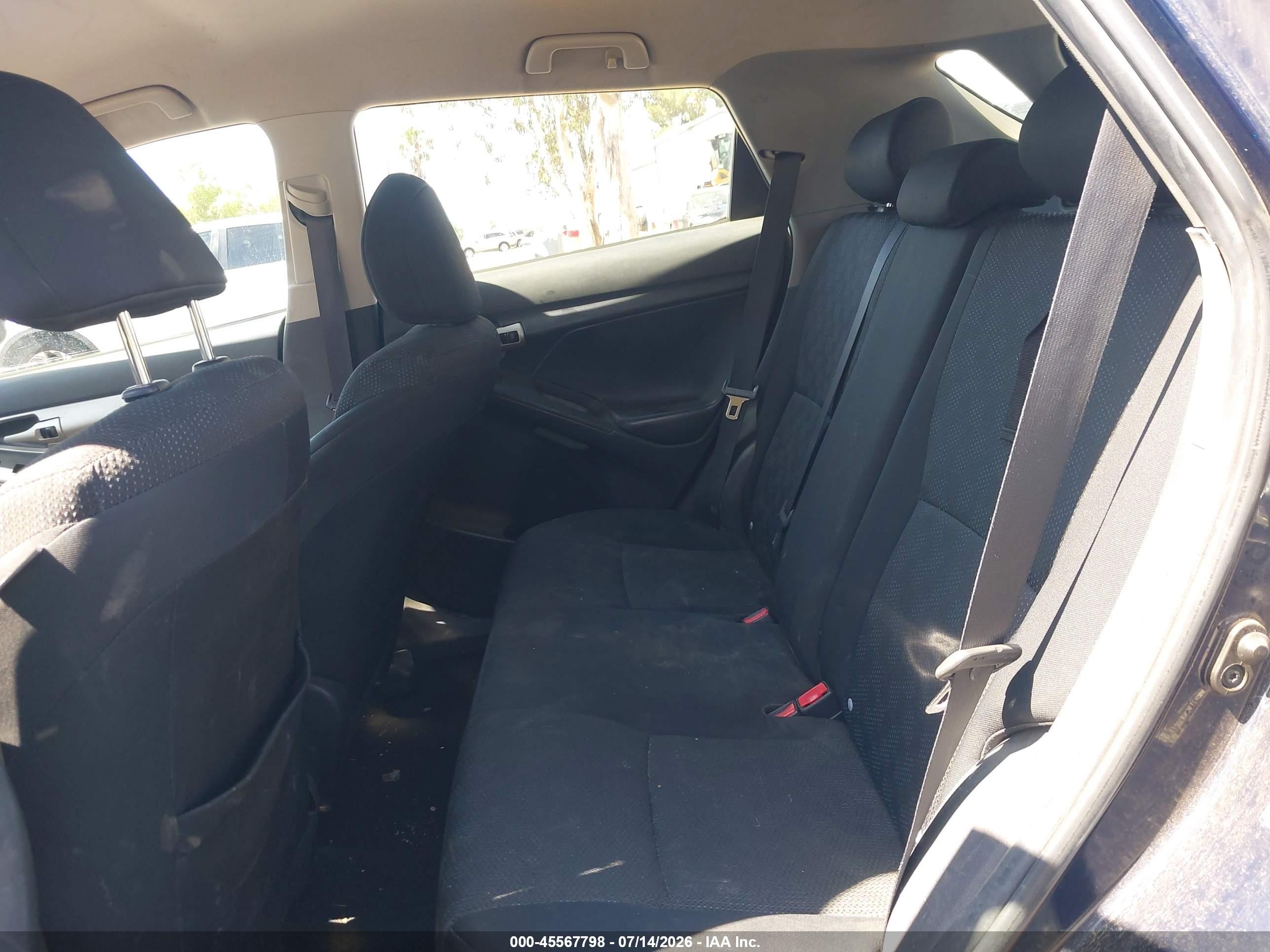 2009 Toyota Matrix   Blue vin: 2T1KU40E99C135349