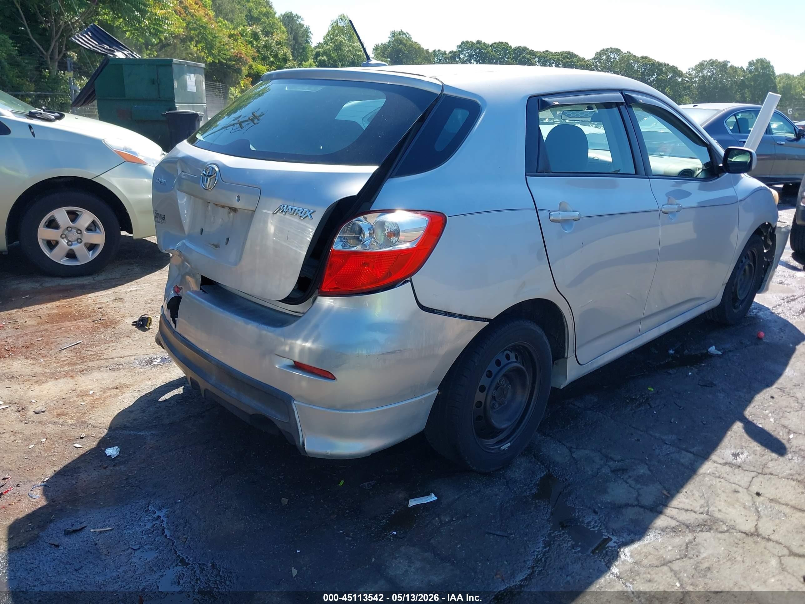 2009 Toyota Matrix   Silver vin: 2T1KU40E99C146836