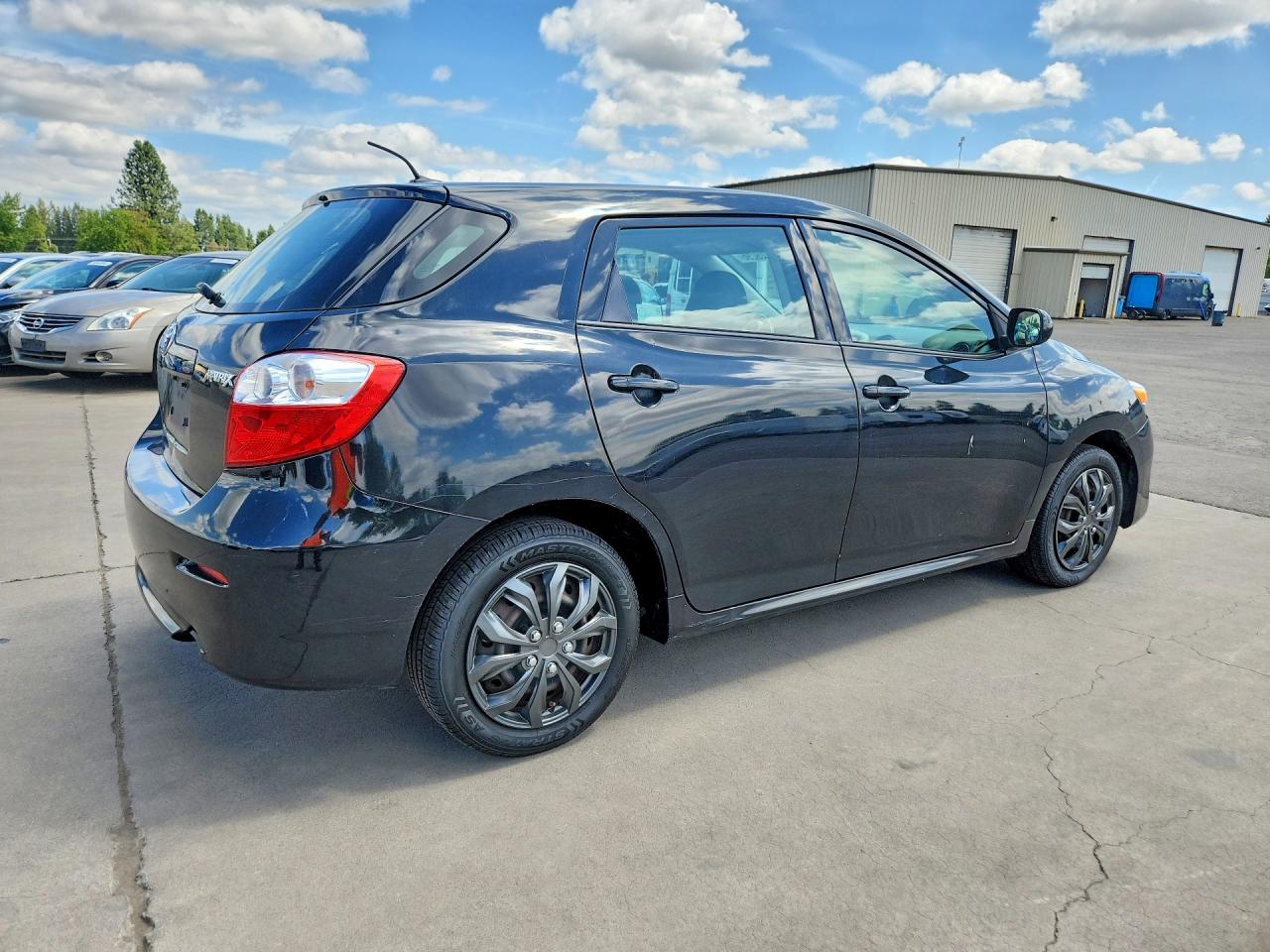 2009 Toyota Matrix Base Black vin: 2T1KU40EX9C068101