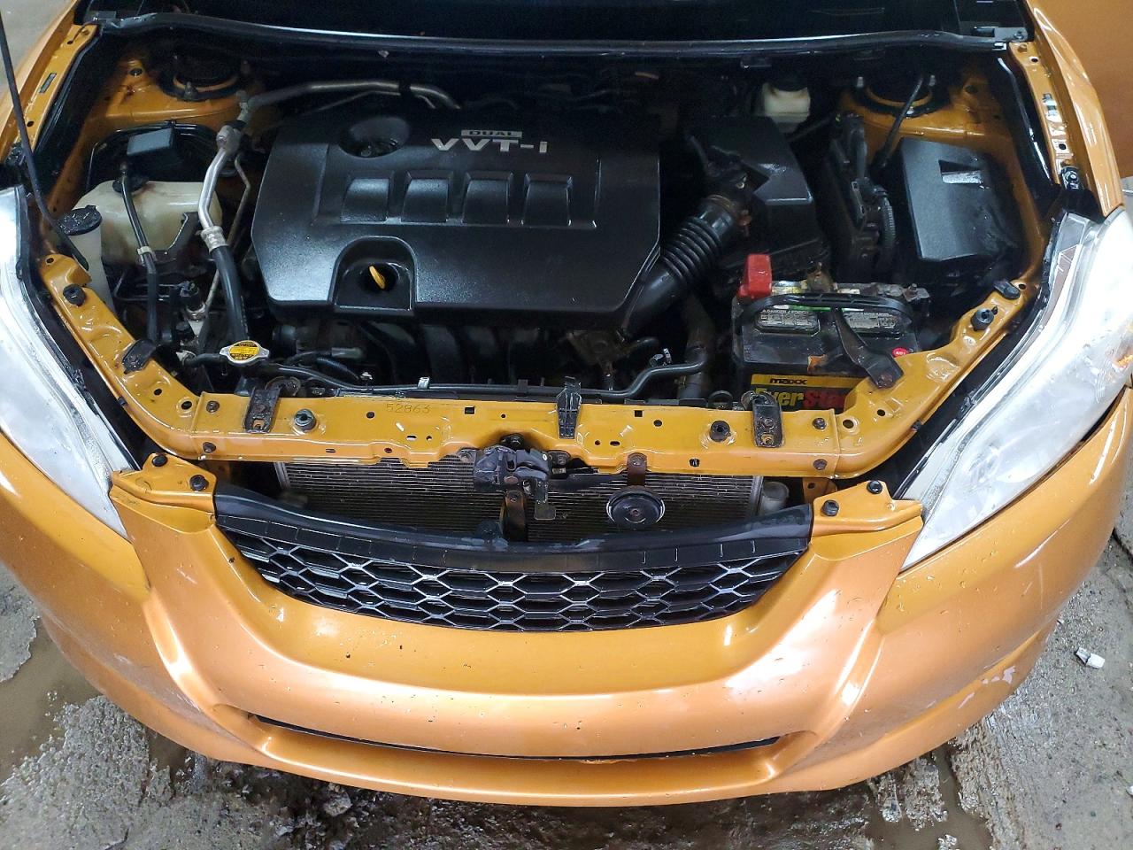 2009 Toyota Matrix Base Orange vin: 2T1KU40EX9C099011