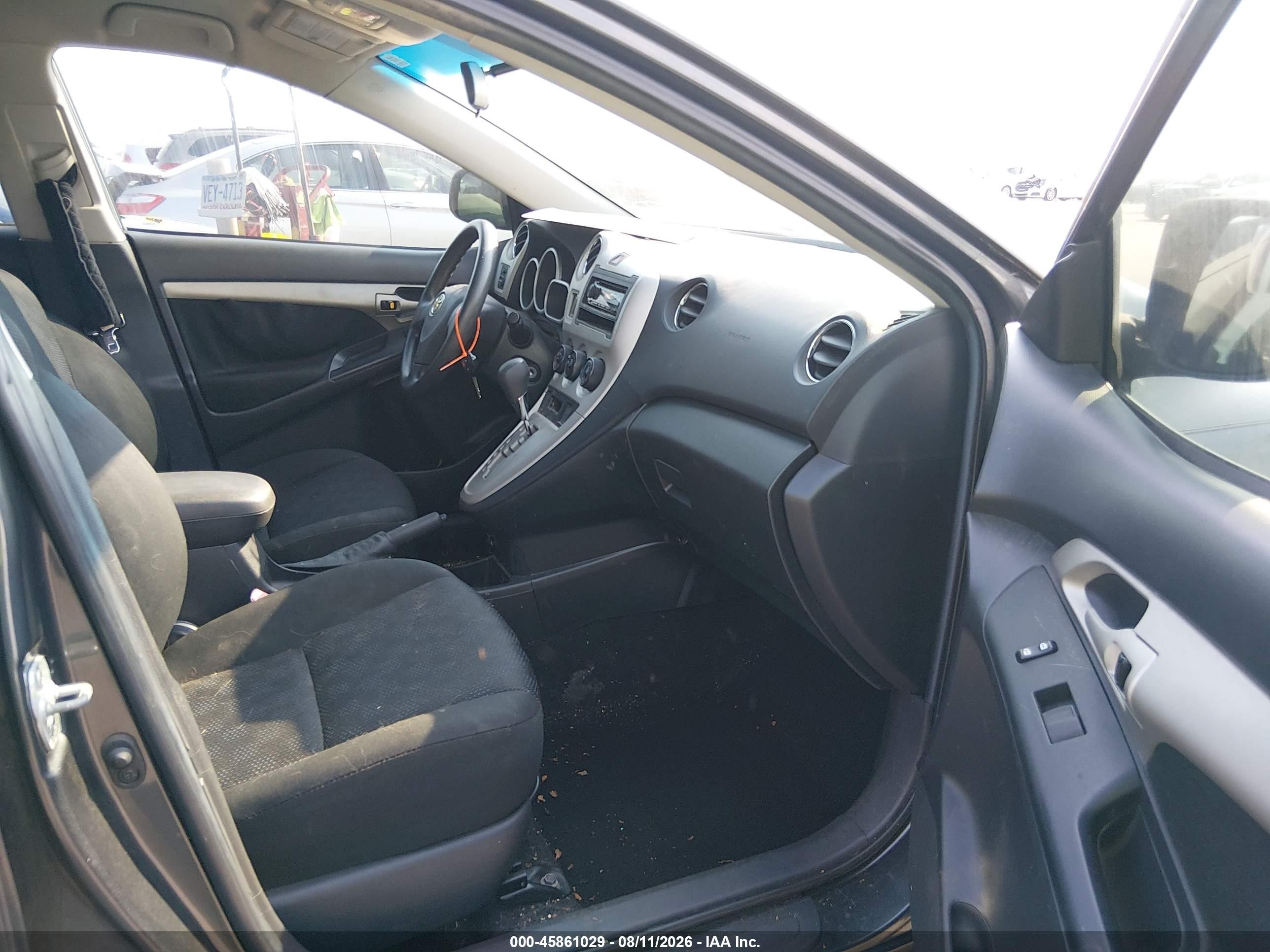 2010 Toyota Matrix   Black vin: 2T1KU4EE0AC250855