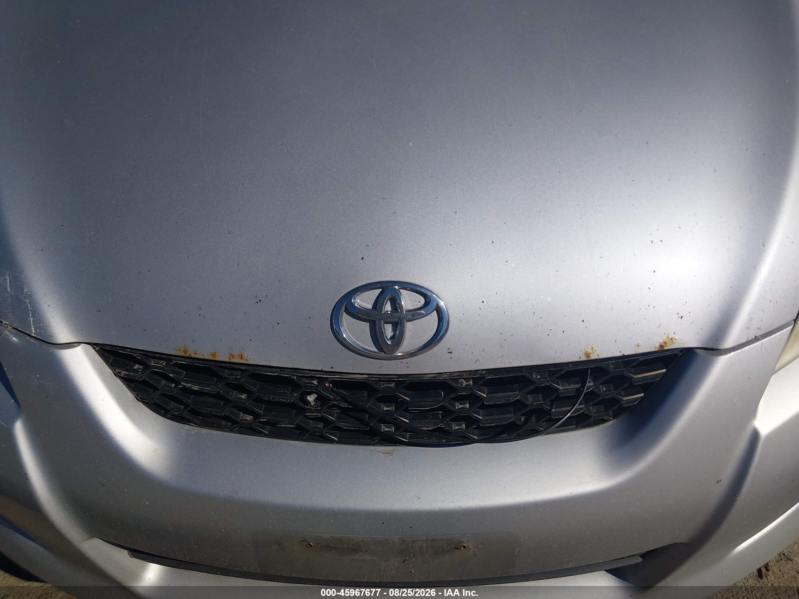 2010 Toyota Matrix   Silver vin: 2T1KU4EE0AC252637