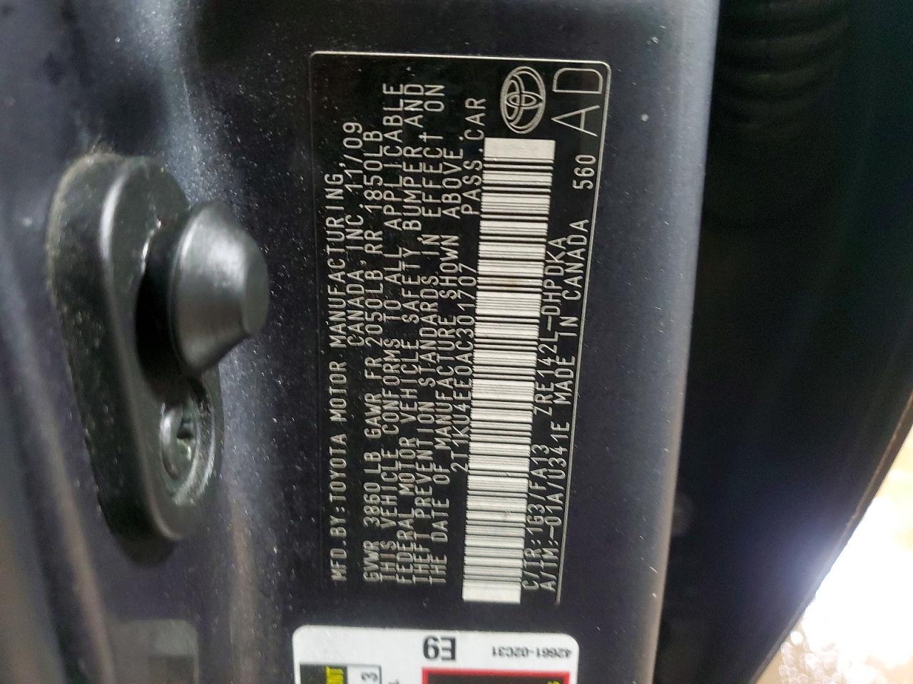 2010 Toyota Matrix Base Gray vin: 2T1KU4EE0AC301707