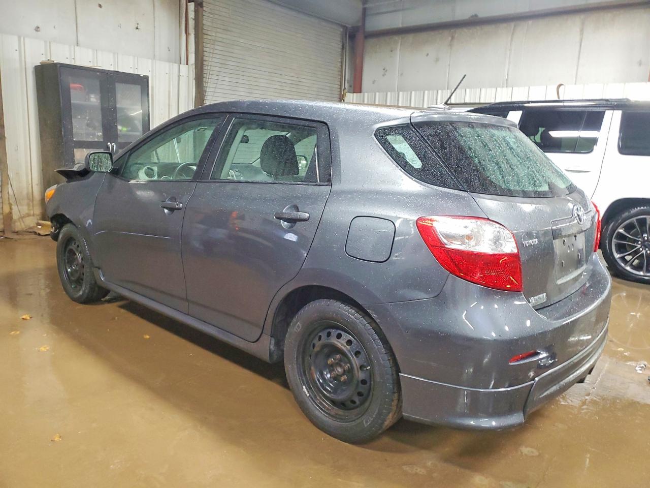 2010 Toyota Matrix Base Gray vin: 2T1KU4EE0AC301707