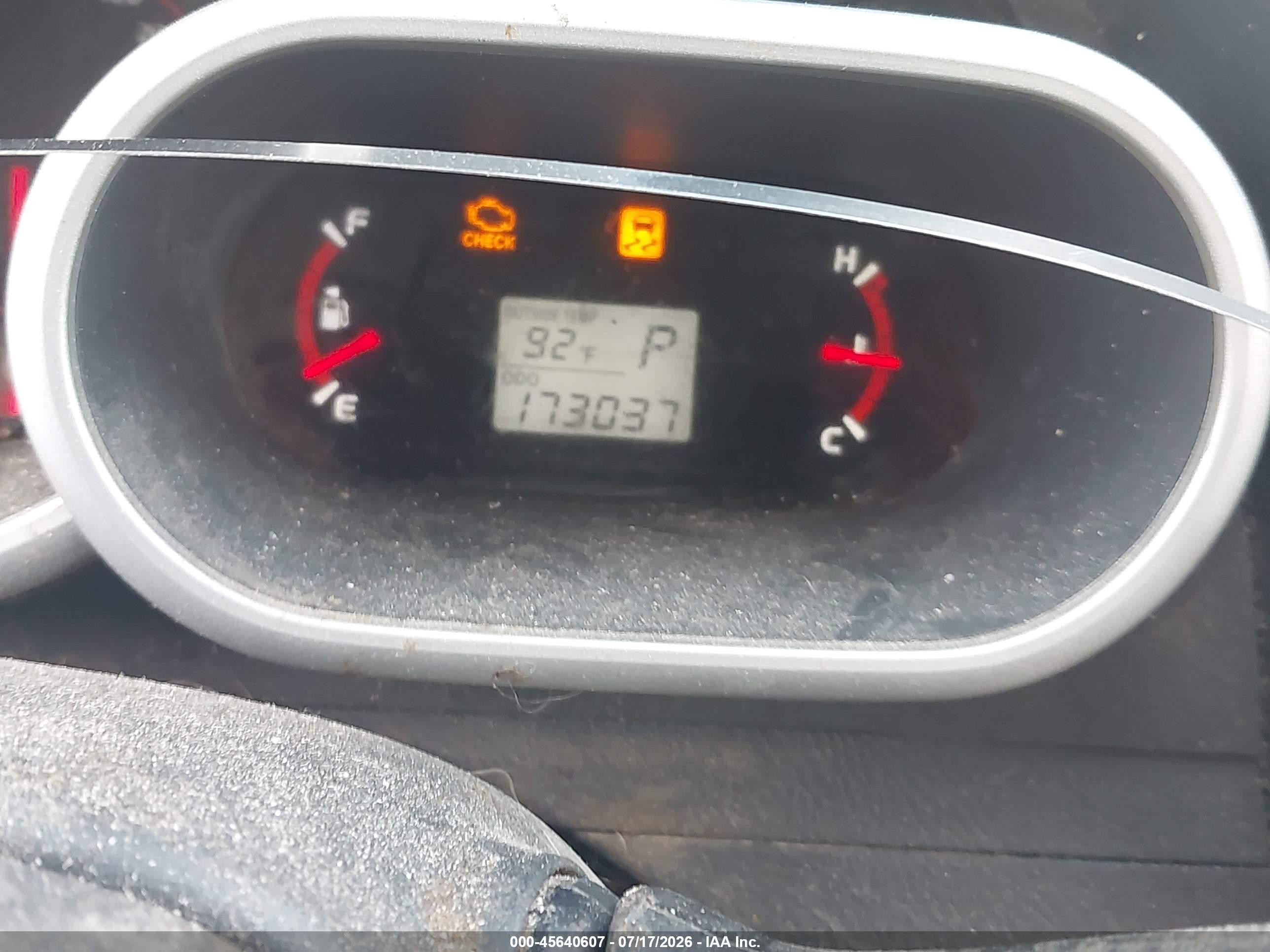 2010 Toyota Matrix   Orange vin: 2T1KU4EE0AC340541