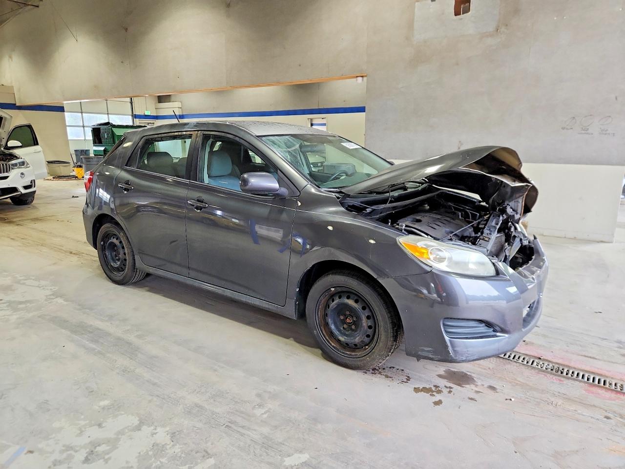 2010 Toyota Matrix Base Серый vin: 2T1KU4EE0AC459397