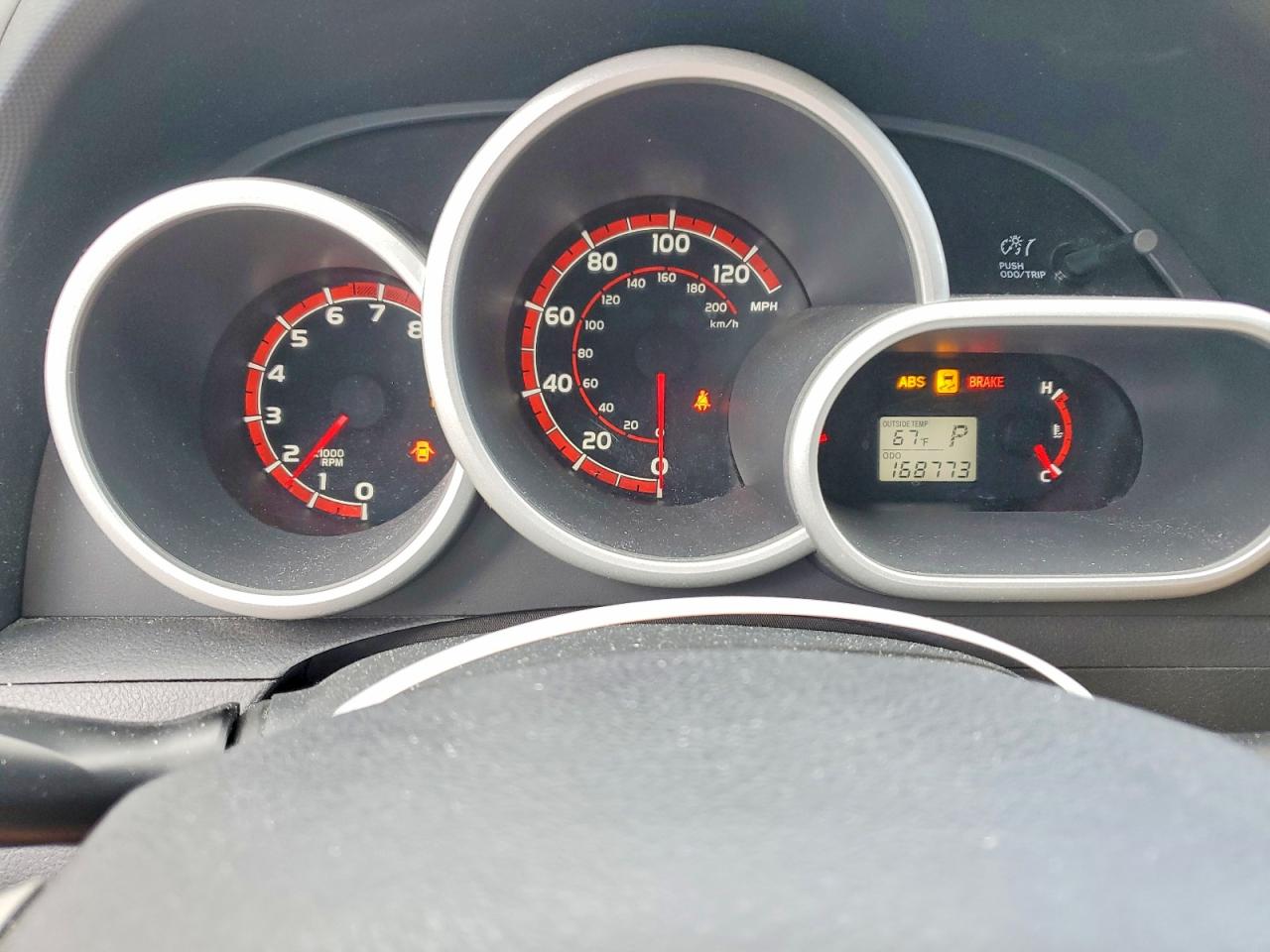 2011 Toyota Matrix Base Silver vin: 2T1KU4EE0BC744067