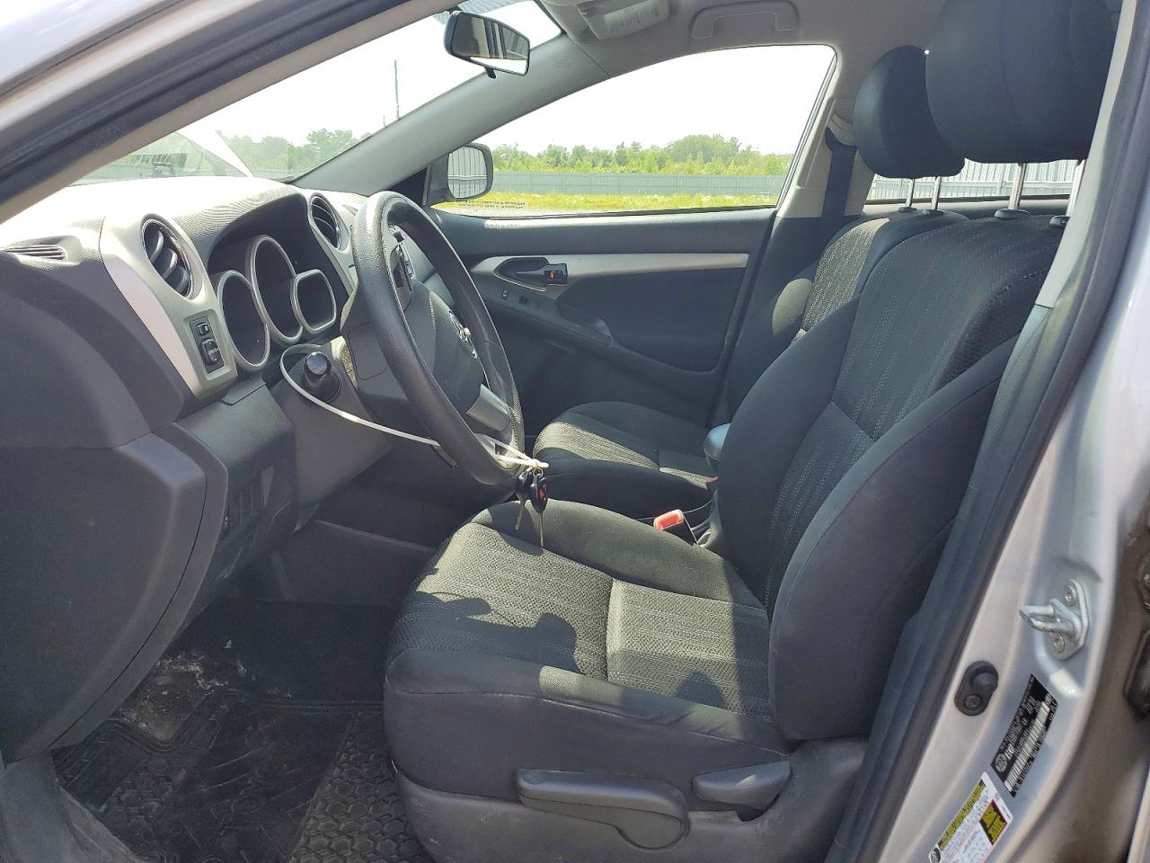 2014 Toyota Matrix Base Серебряный vin: 2T1KU4EE0EC129796