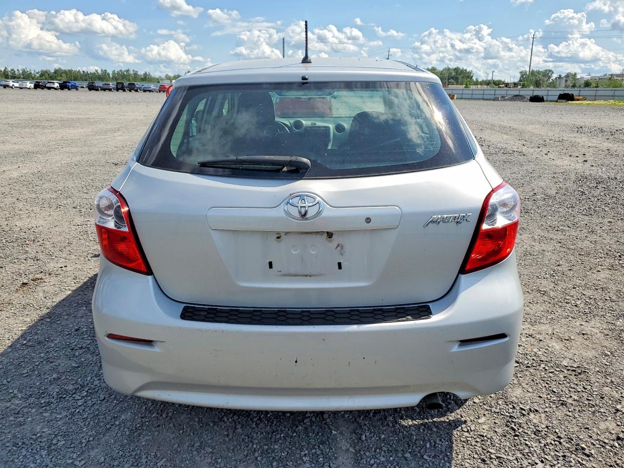 2014 Toyota Matrix Base Серебряный vin: 2T1KU4EE0EC129796