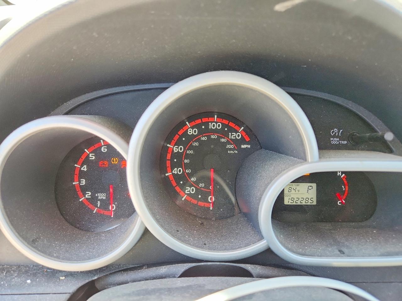 2010 Toyota Matrix Base Silver vin: 2T1KU4EE1AC192156
