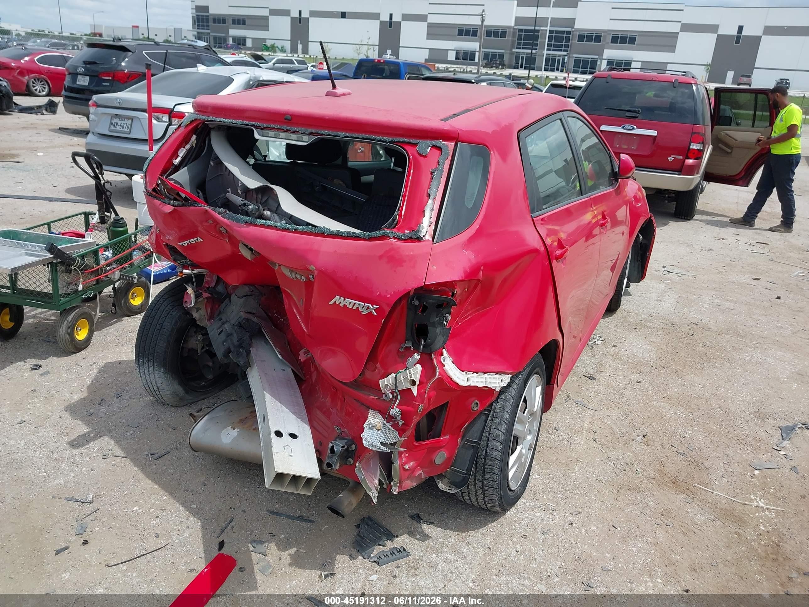 2010 Toyota Matrix   Red vin: 2T1KU4EE1AC291785