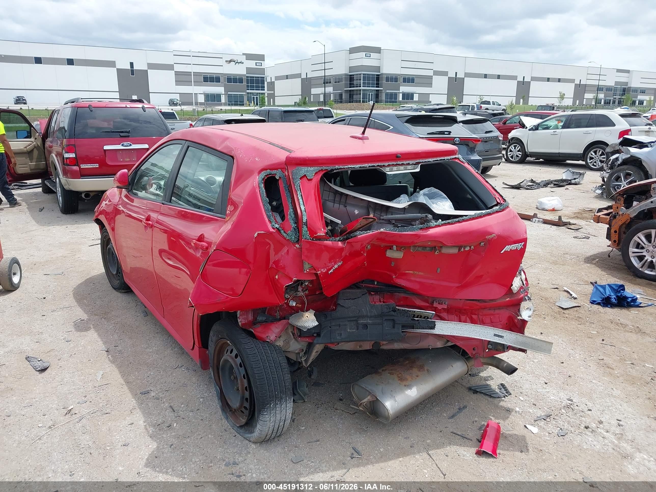 2010 Toyota Matrix   Red vin: 2T1KU4EE1AC291785