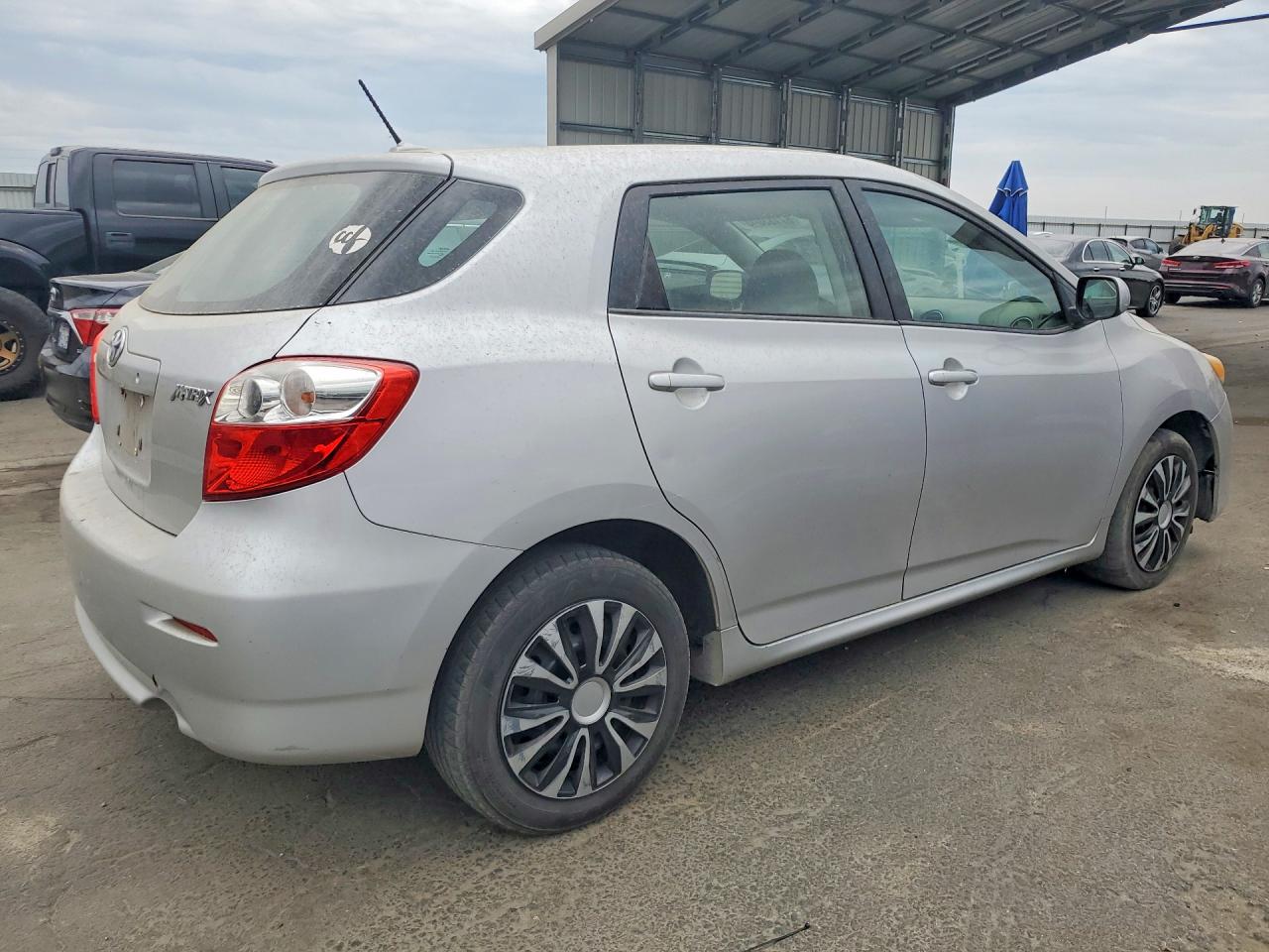 2010 Toyota Matrix Base Silver vin: 2T1KU4EE1AC315714