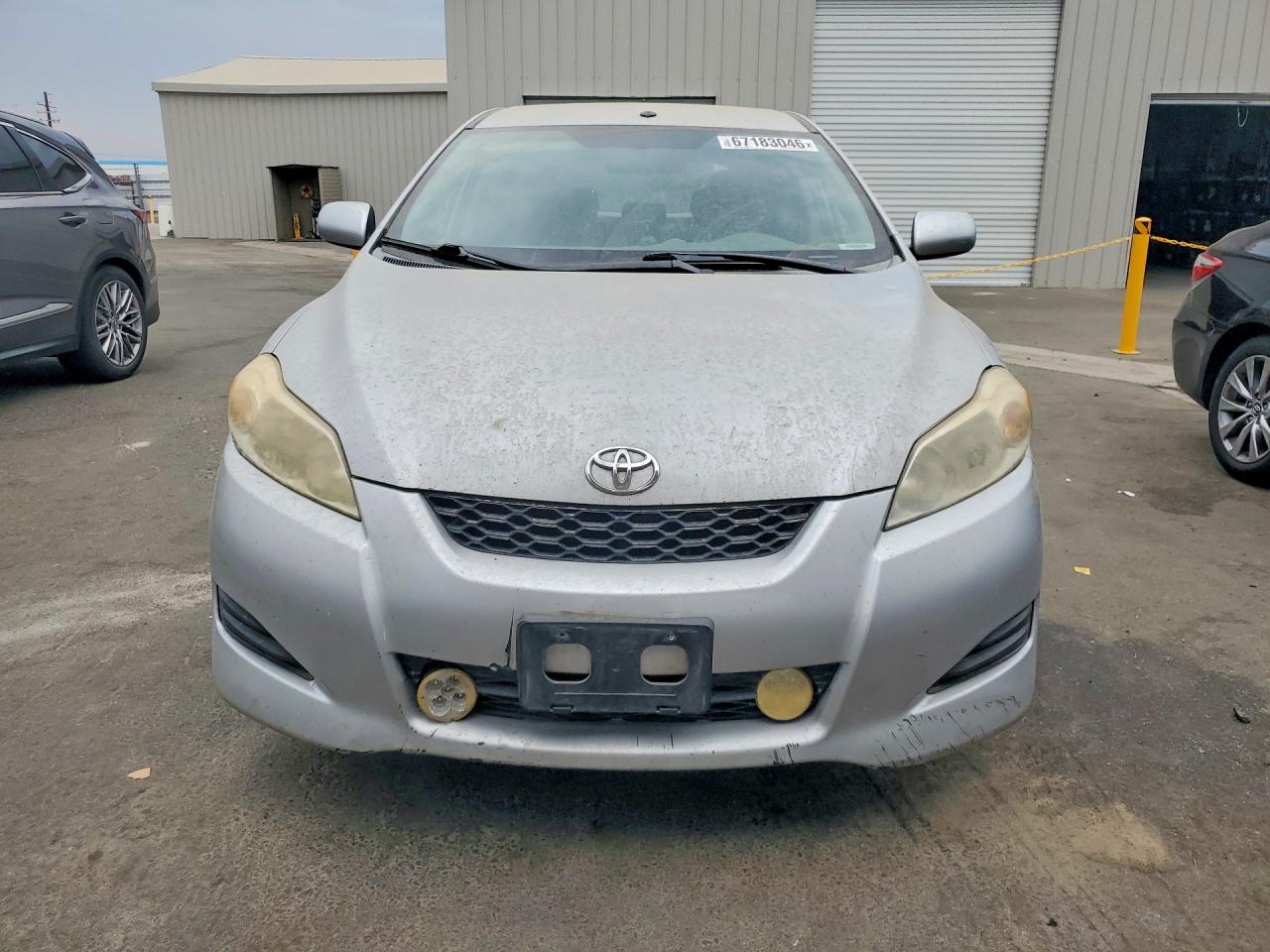 2010 Toyota Matrix Base Silver vin: 2T1KU4EE1AC315714