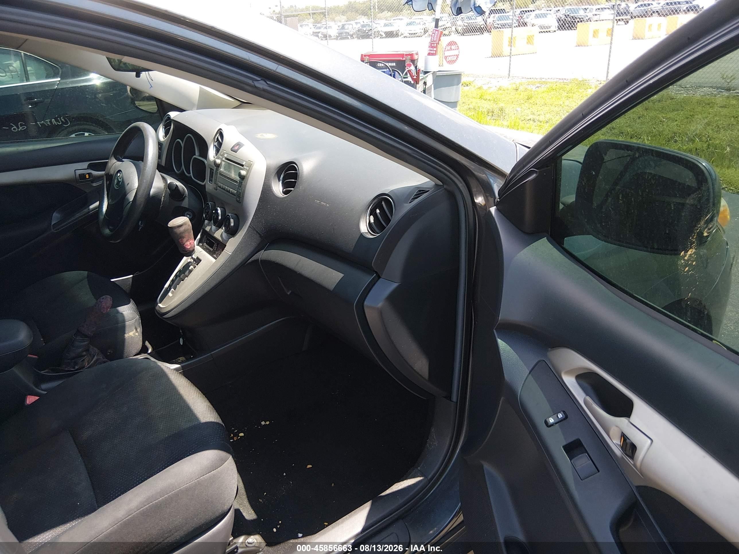2010 Toyota Matrix   Gray vin: 2T1KU4EE1AC331413