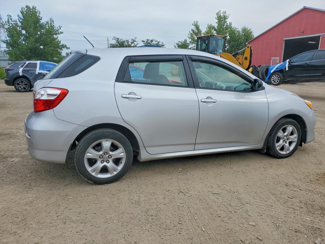 2010 Toyota Corolla Matrix Base Silver vin: 2T1KU4EE1AC342945