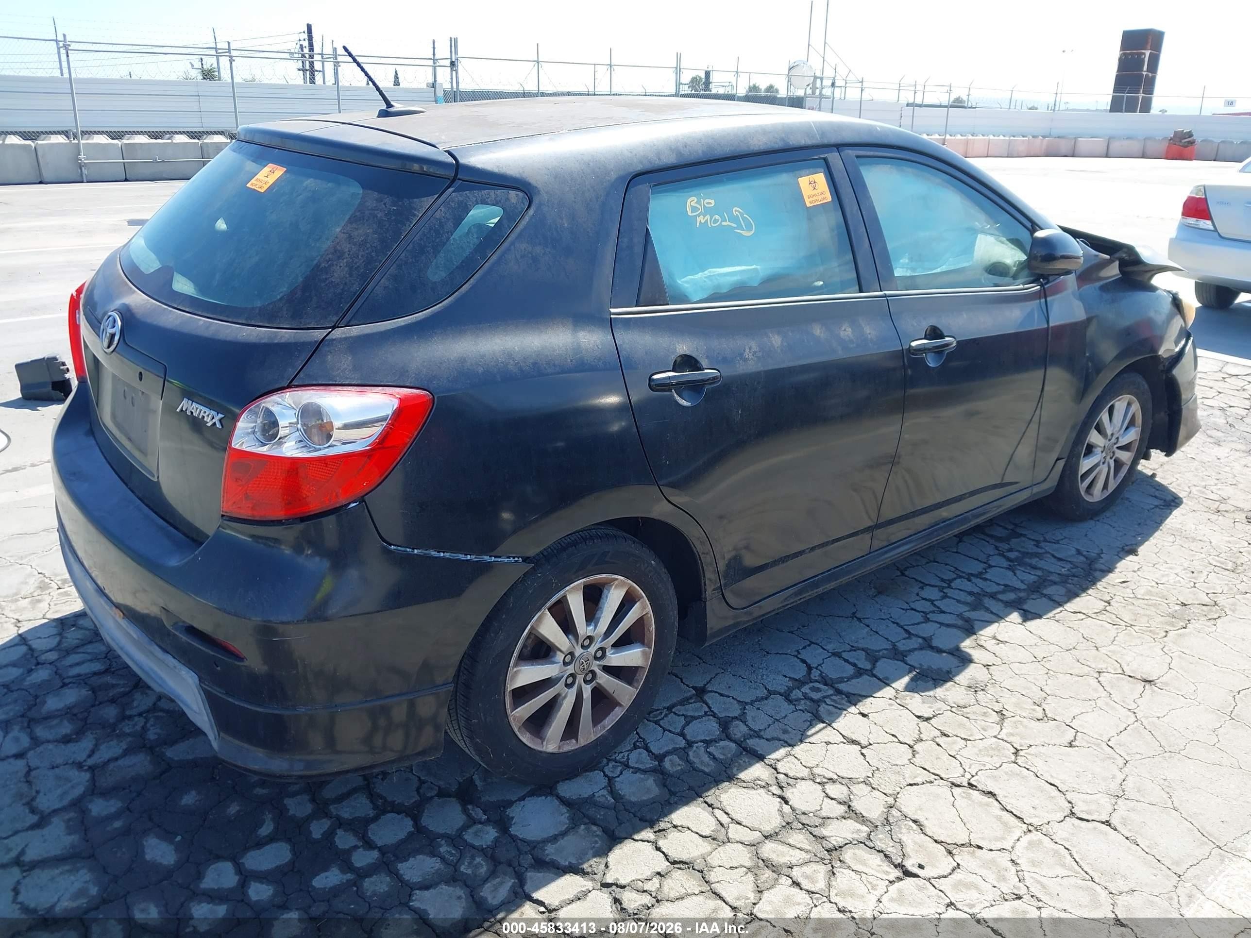 2010 Toyota Matrix   Black vin: 2T1KU4EE1AC457769