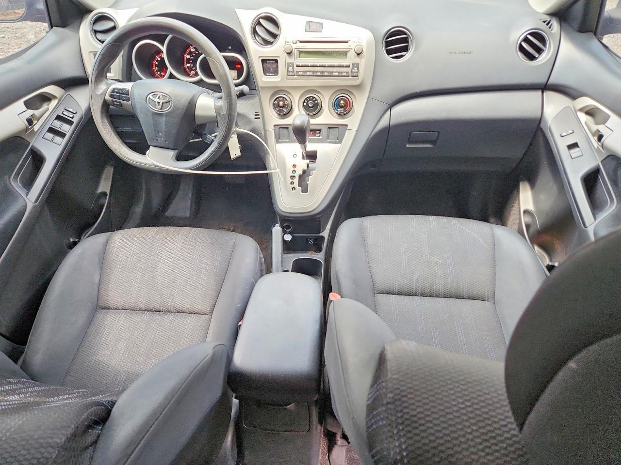 2011 Toyota Matrix Base Черный vin: 2T1KU4EE1BC574995