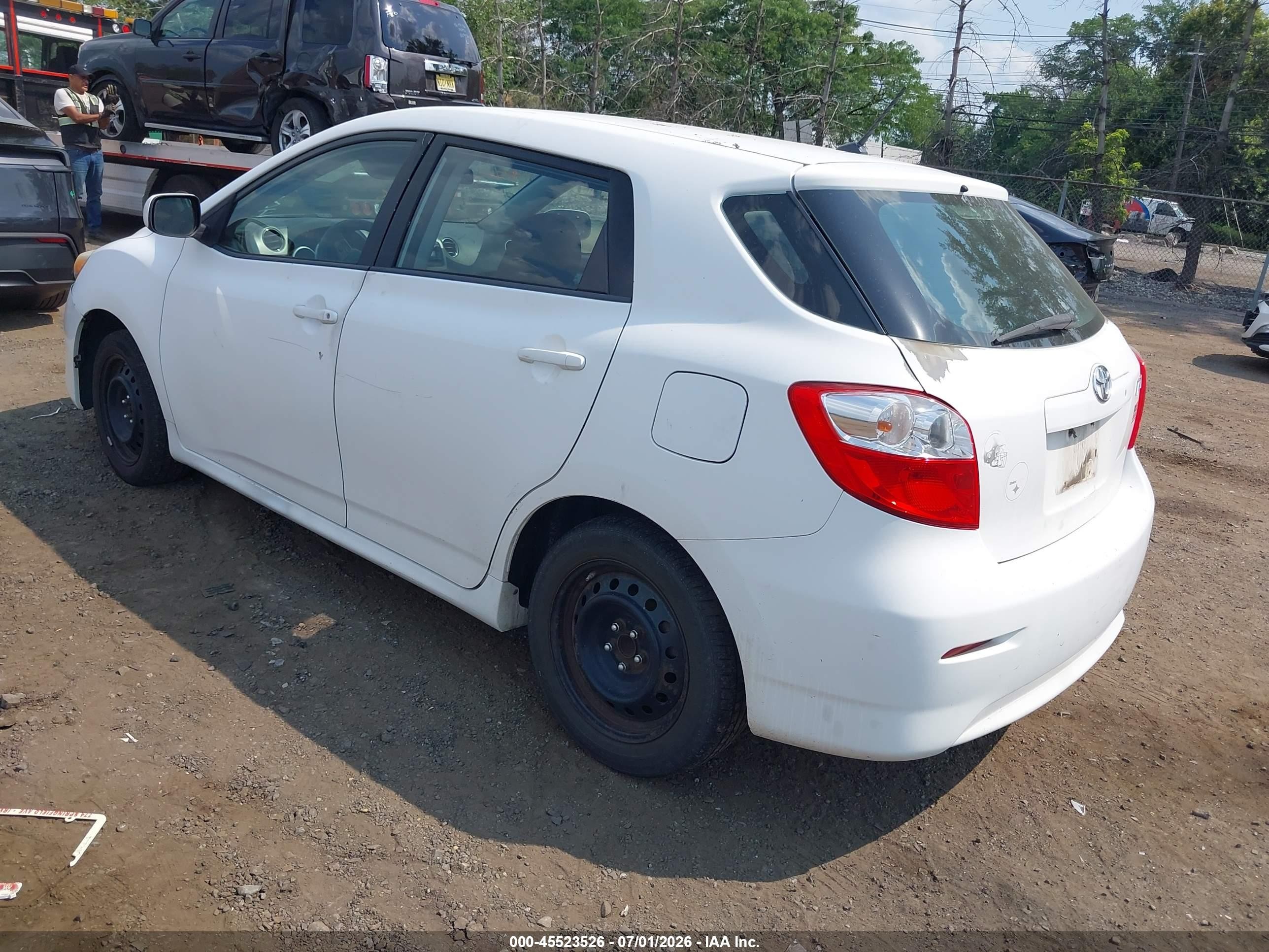 2013 Toyota Matrix L White vin: 2T1KU4EE1DC027261