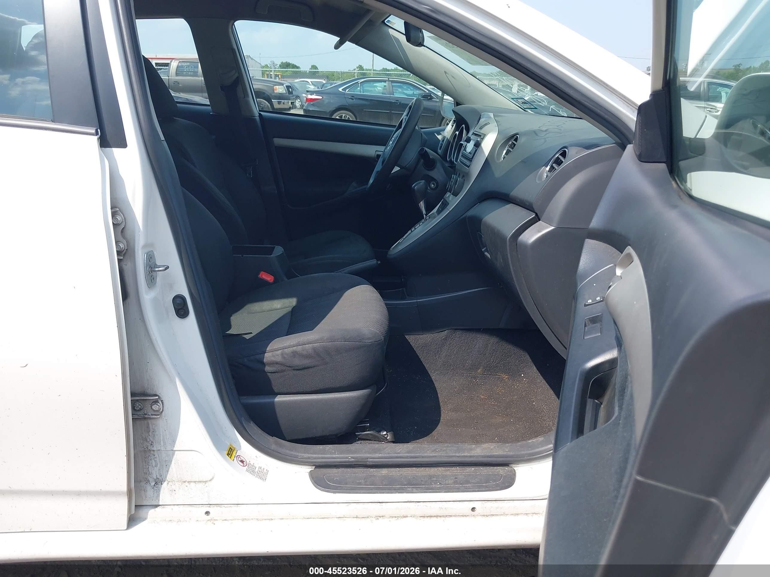 2013 Toyota Matrix L White vin: 2T1KU4EE1DC027261