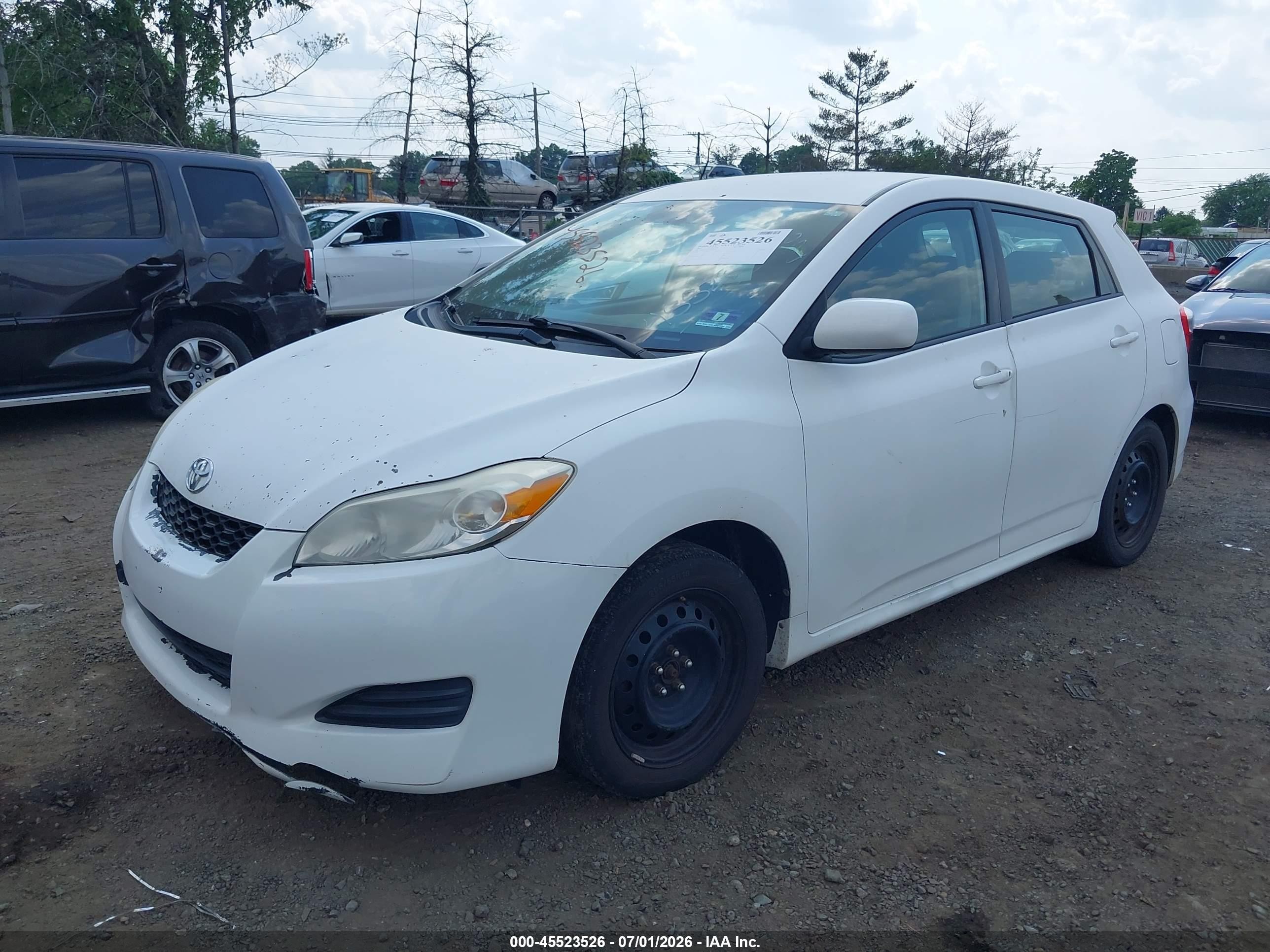 2013 Toyota Matrix L White vin: 2T1KU4EE1DC027261