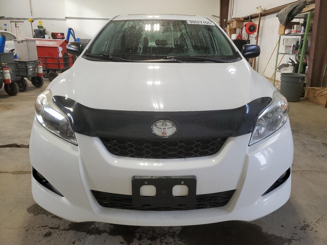 2014 Toyota Matrix Base White vin: 2T1KU4EE1EC129435