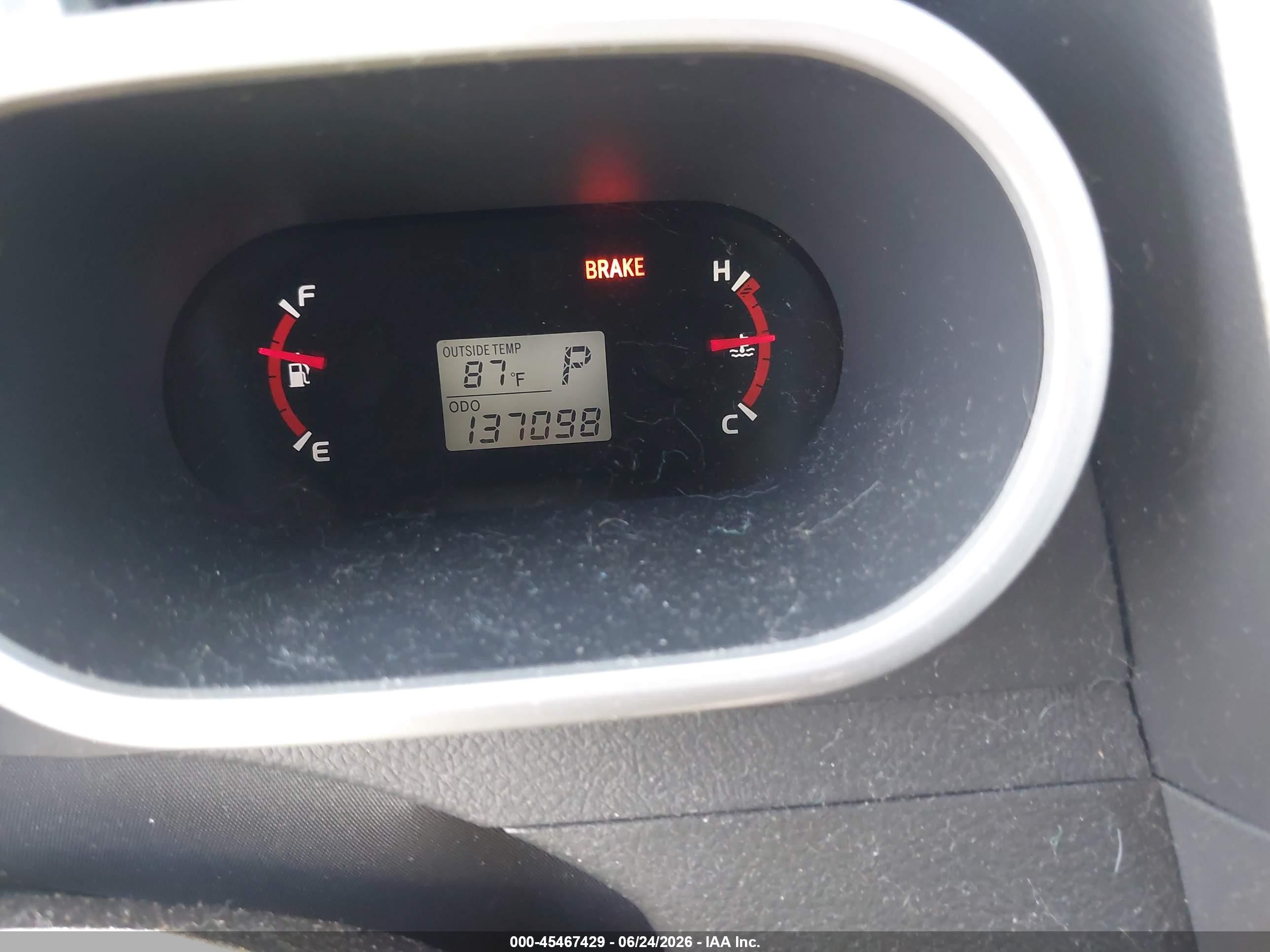 2010 Toyota Matrix White vin: 2T1KU4EE2AC262912
