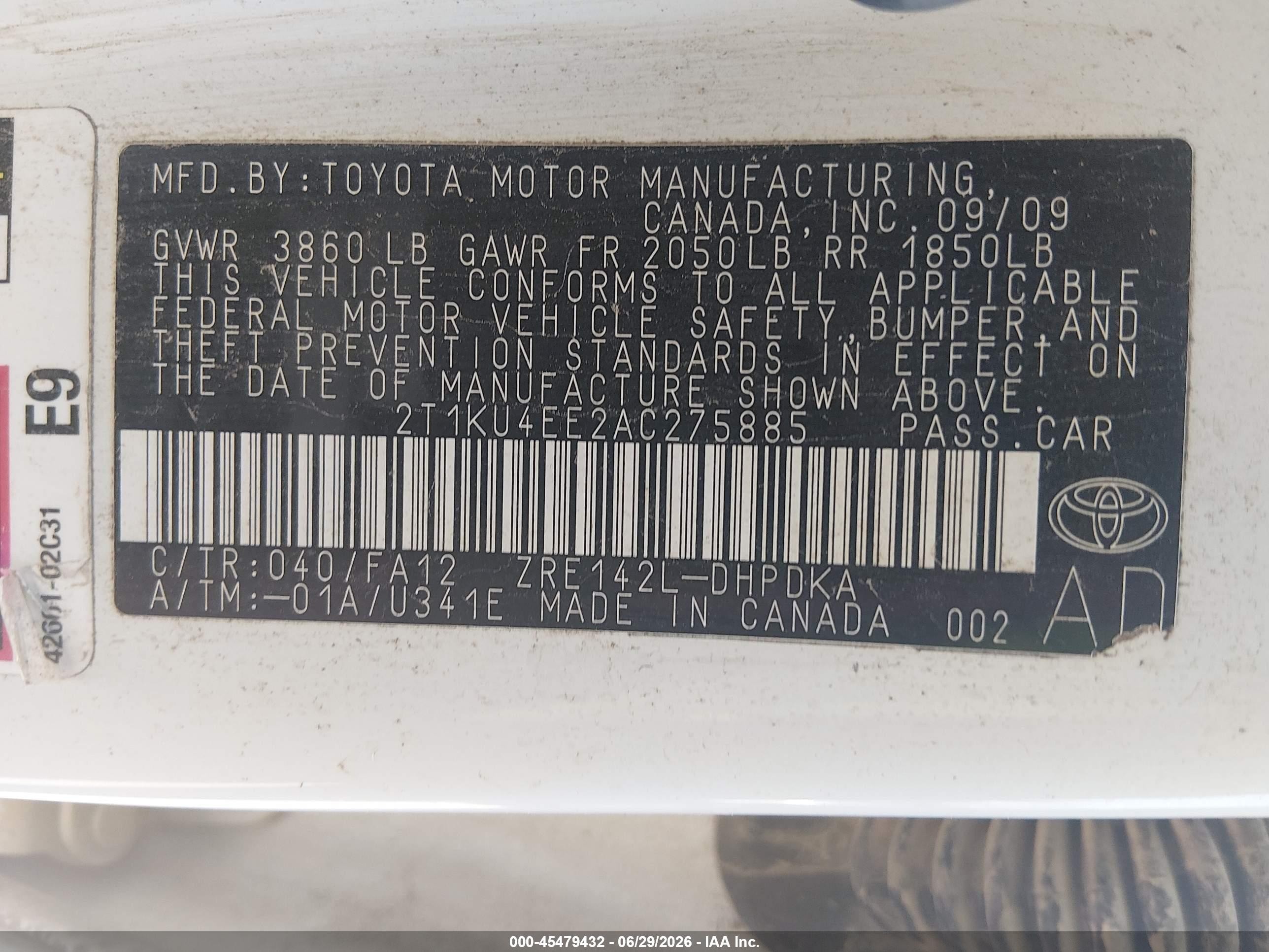 2010 Toyota Matrix   White vin: 2T1KU4EE2AC275885