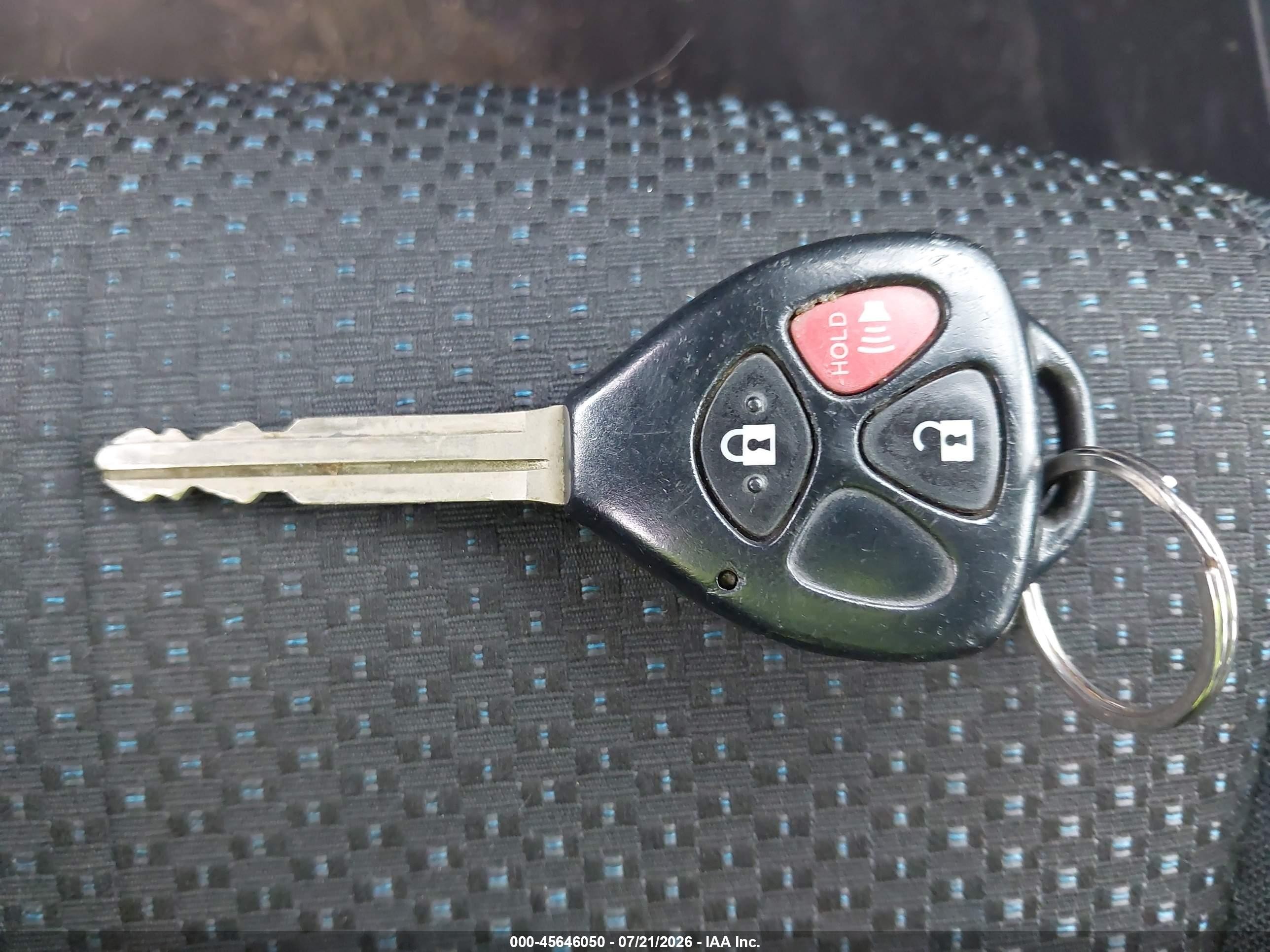 2010 Toyota Matrix   Silver vin: 2T1KU4EE2AC333896