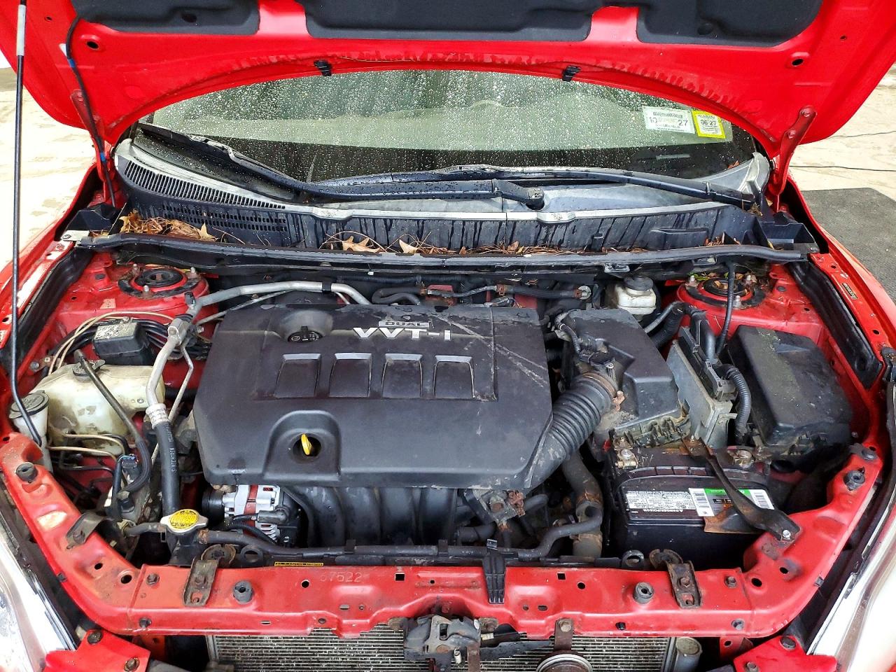 2010 Toyota Matrix Base Red vin: 2T1KU4EE2AC343697