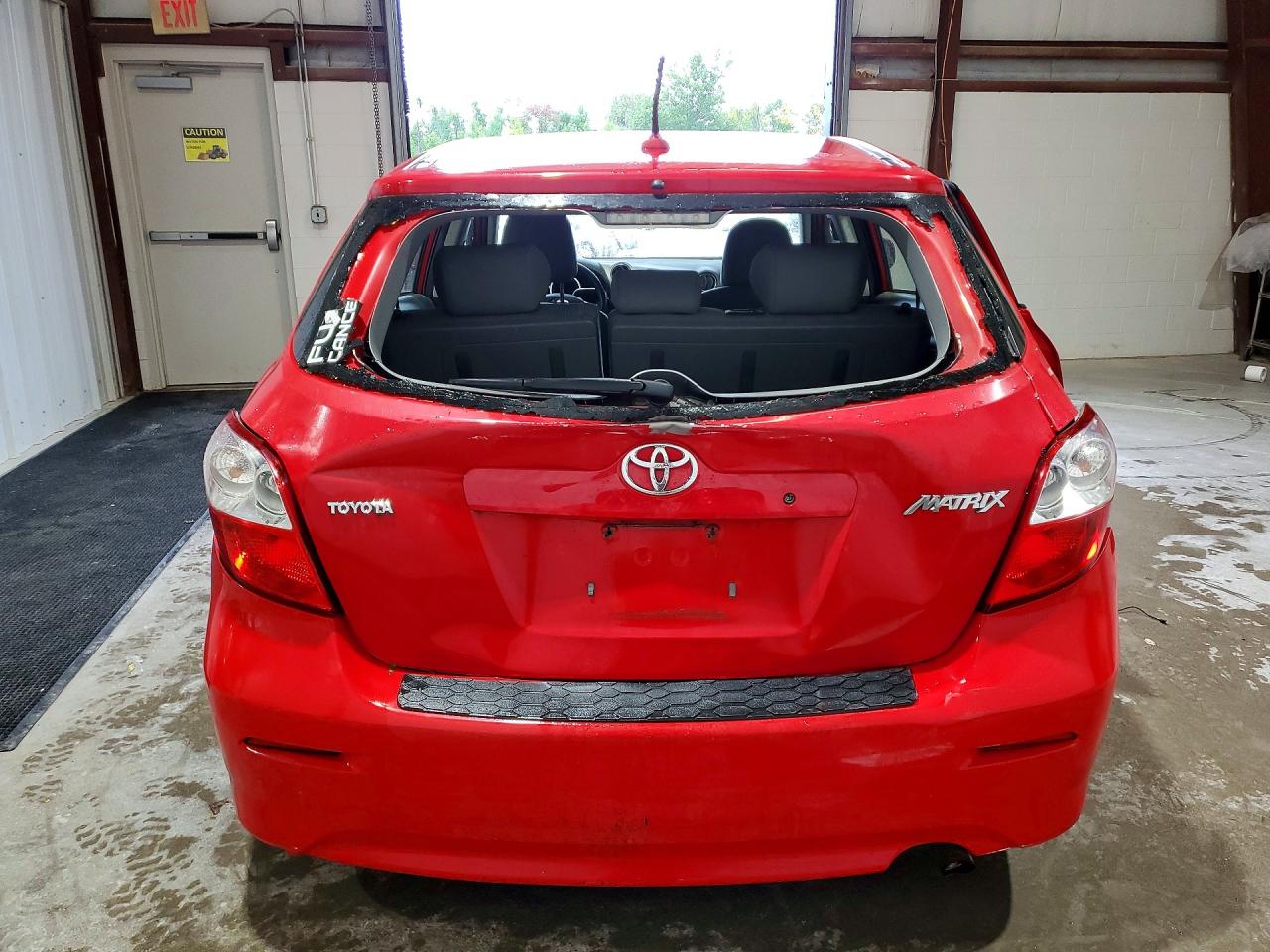 2010 Toyota Matrix Base Red vin: 2T1KU4EE2AC343697