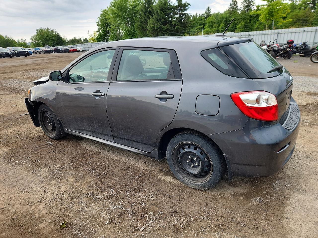 2011 Toyota Matrix Base Gray vin: 2T1KU4EE2BC657903