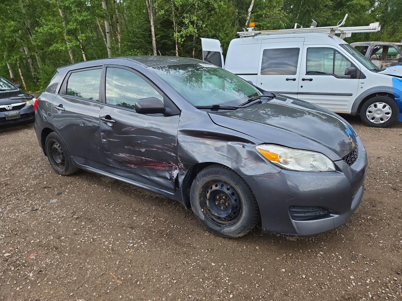 2013 Toyota Corolla Matrix Silver vin: 2T1KU4EE2DC023266