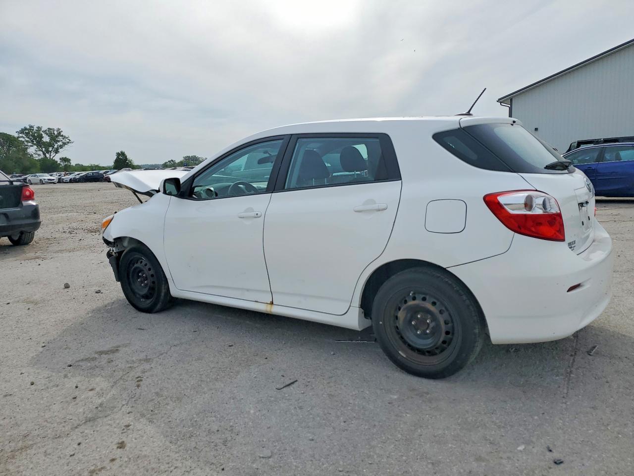 2013 Toyota Matrix L Белый vin: 2T1KU4EE2DC920913