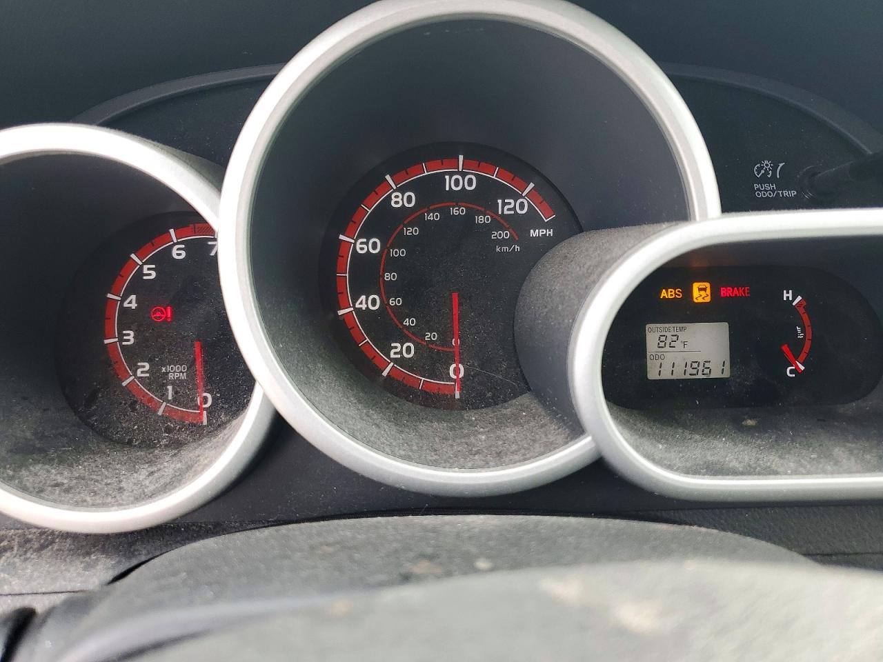 2013 Toyota Matrix L Белый vin: 2T1KU4EE2DC920913