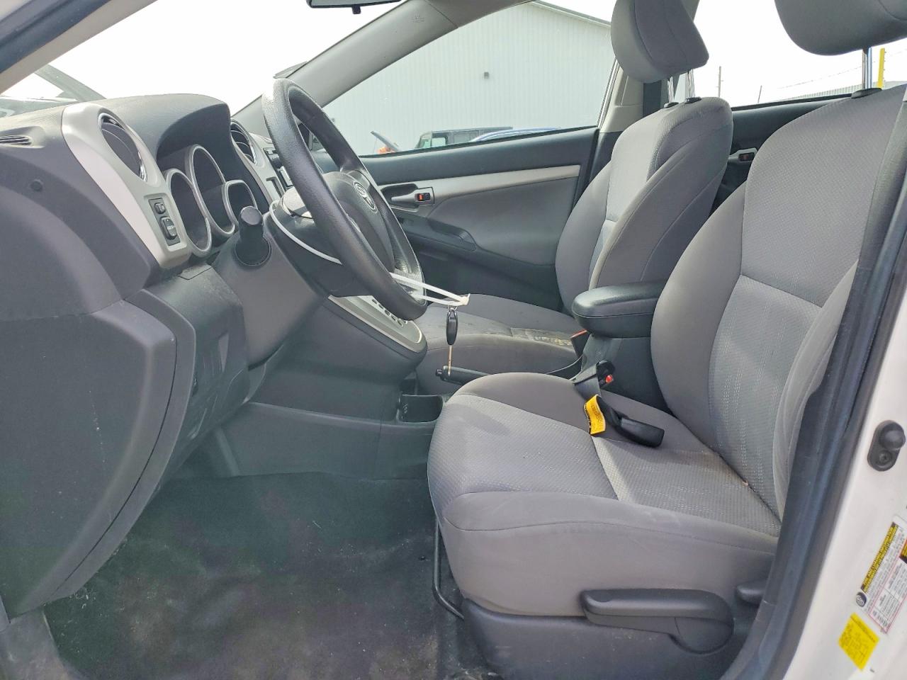 2013 Toyota Matrix L Белый vin: 2T1KU4EE2DC920913