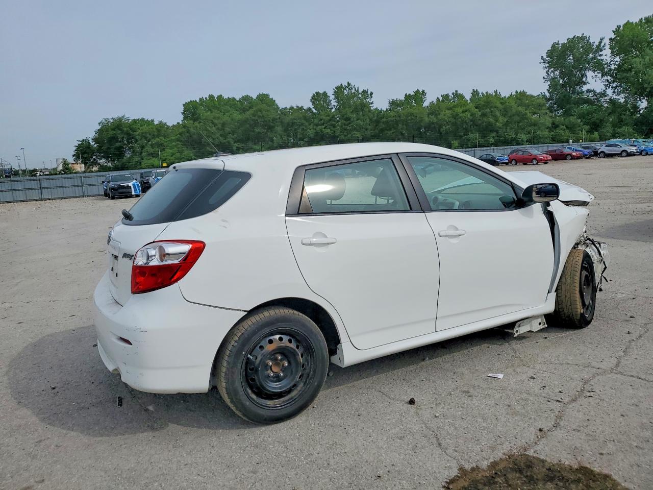 2013 Toyota Matrix L Белый vin: 2T1KU4EE2DC920913