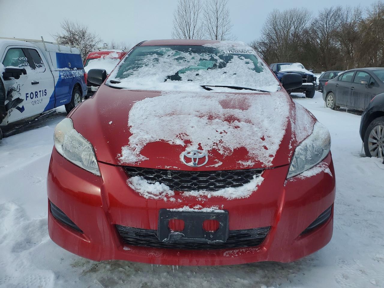 2014 Toyota Matrix Base Red vin: 2T1KU4EE2EC130061