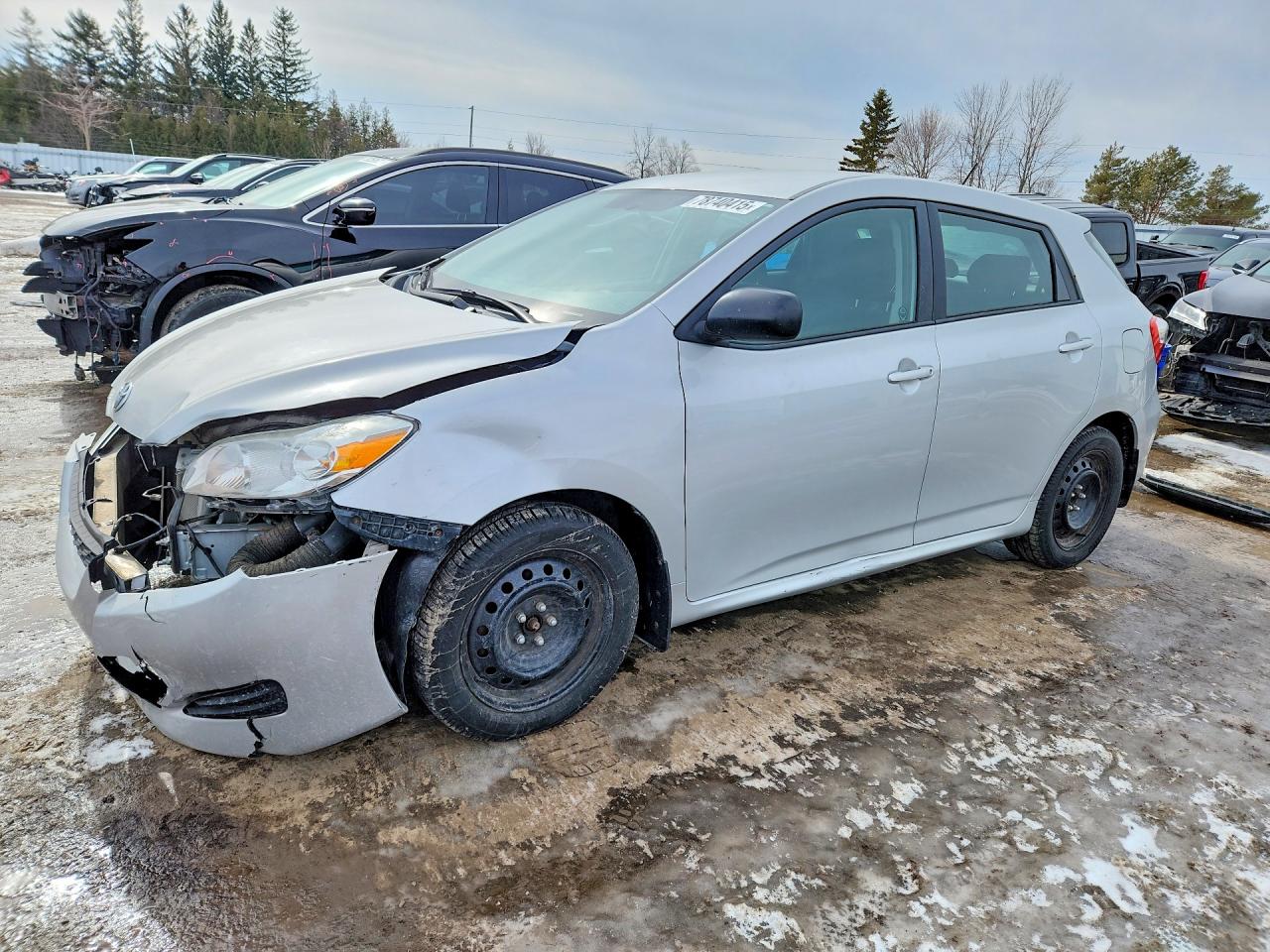 2014 Toyota Matrix Base Silver vin: 2T1KU4EE2EC133333